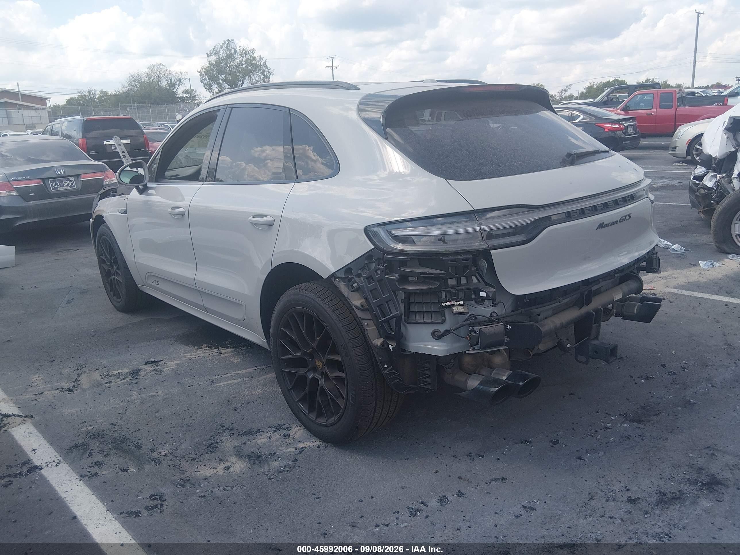2021 Porsche Macan VIN WP1AG2A55MLB51831 IAAI salvage auction — Stripped, Clear (Tennessee), sold $22,100 on 2026-10-06 (photo 3)