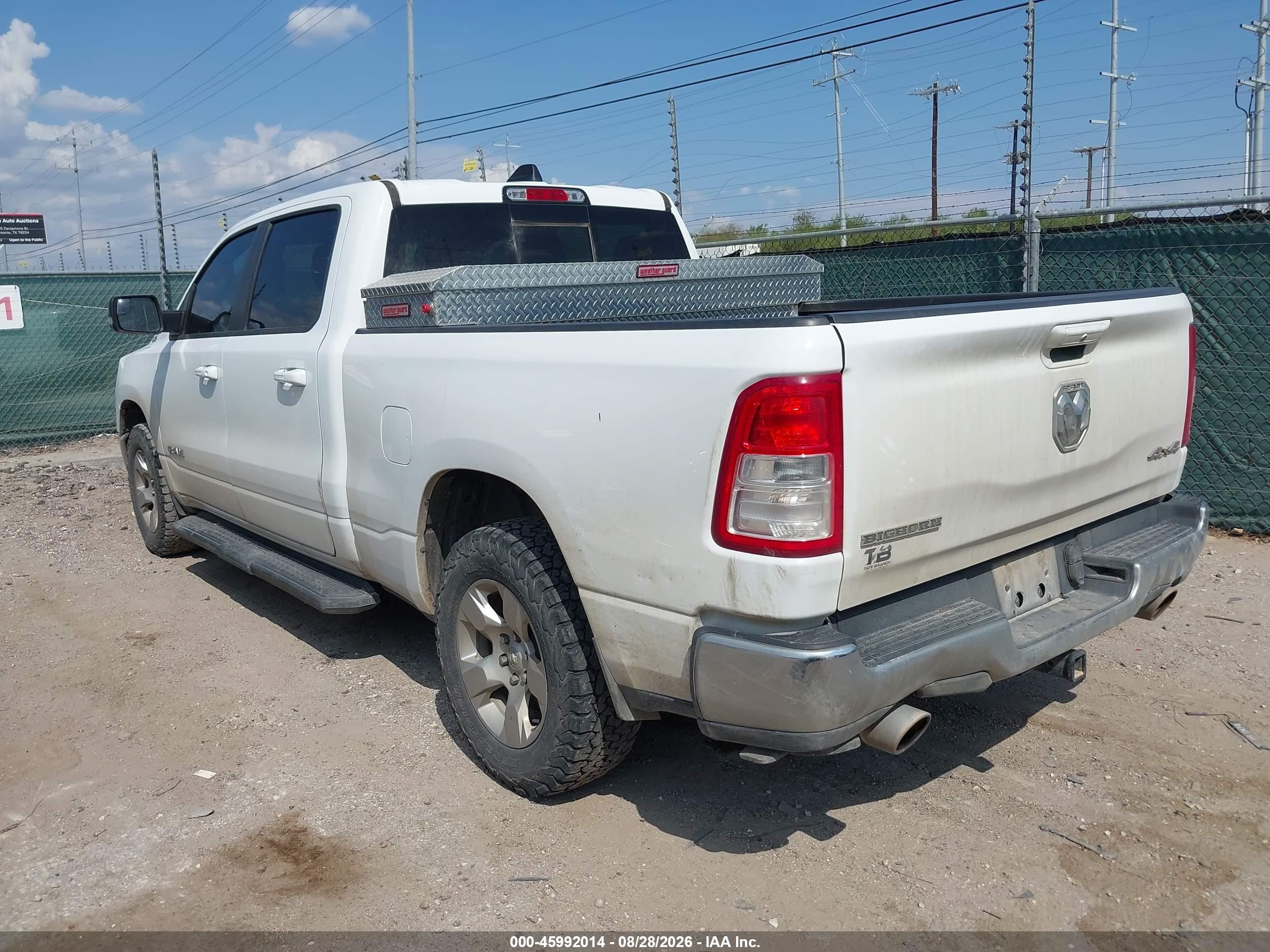 2022 Ram 1500 VIN 1C6SRFMT1NN409664 IAAI salvage auction — Front & Rear, Enterprise Vehicles Clear Only (Texas), sold $12,000 on 2026-09-11 (photo 3)