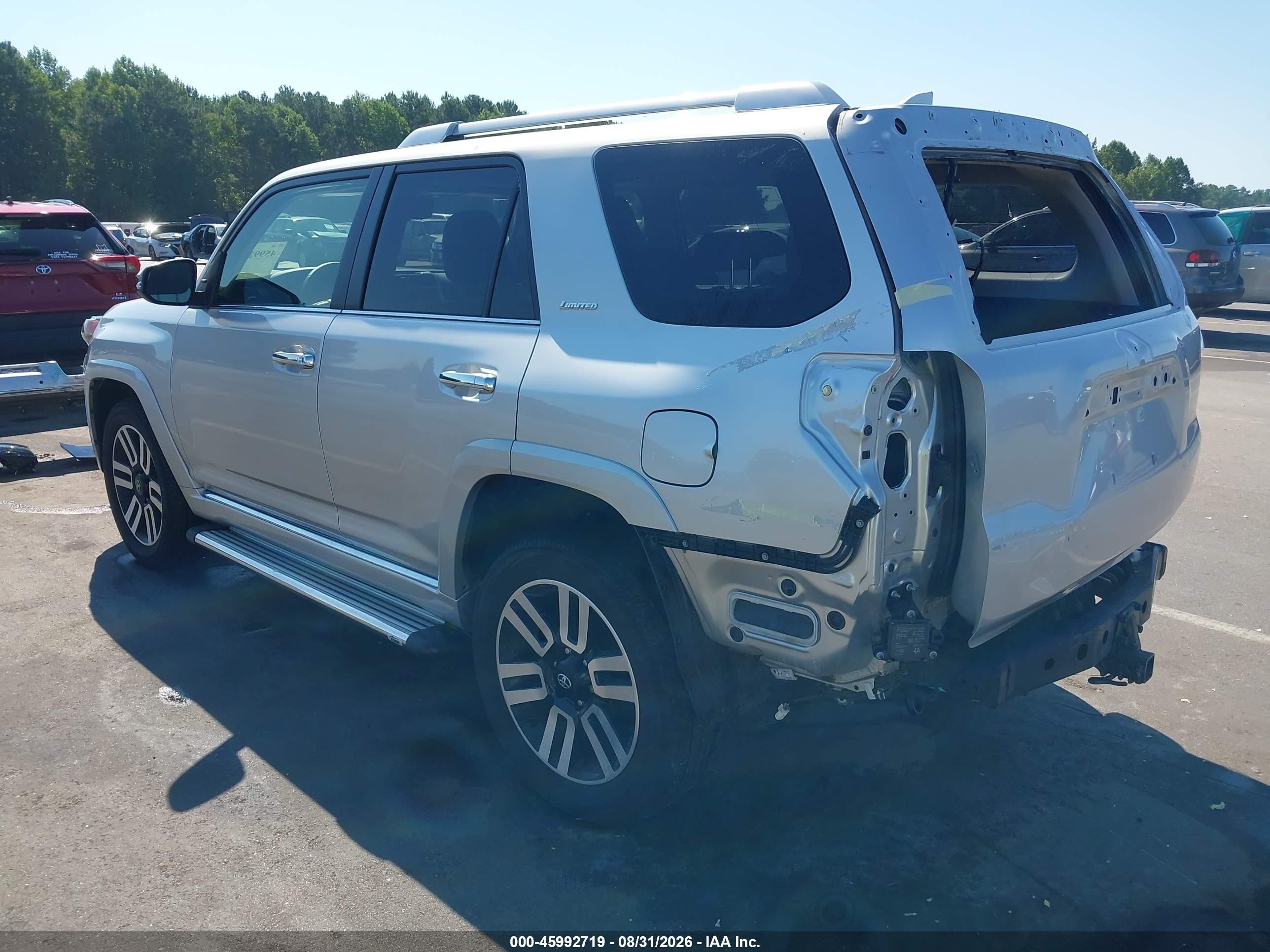 2022 Toyota 4Runner VIN JTEKU5JR3N6042587 IAAI salvage auction — Rear End, Salvage (North Carolina), sold $25,250 on 2026-09-25 (photo 3)