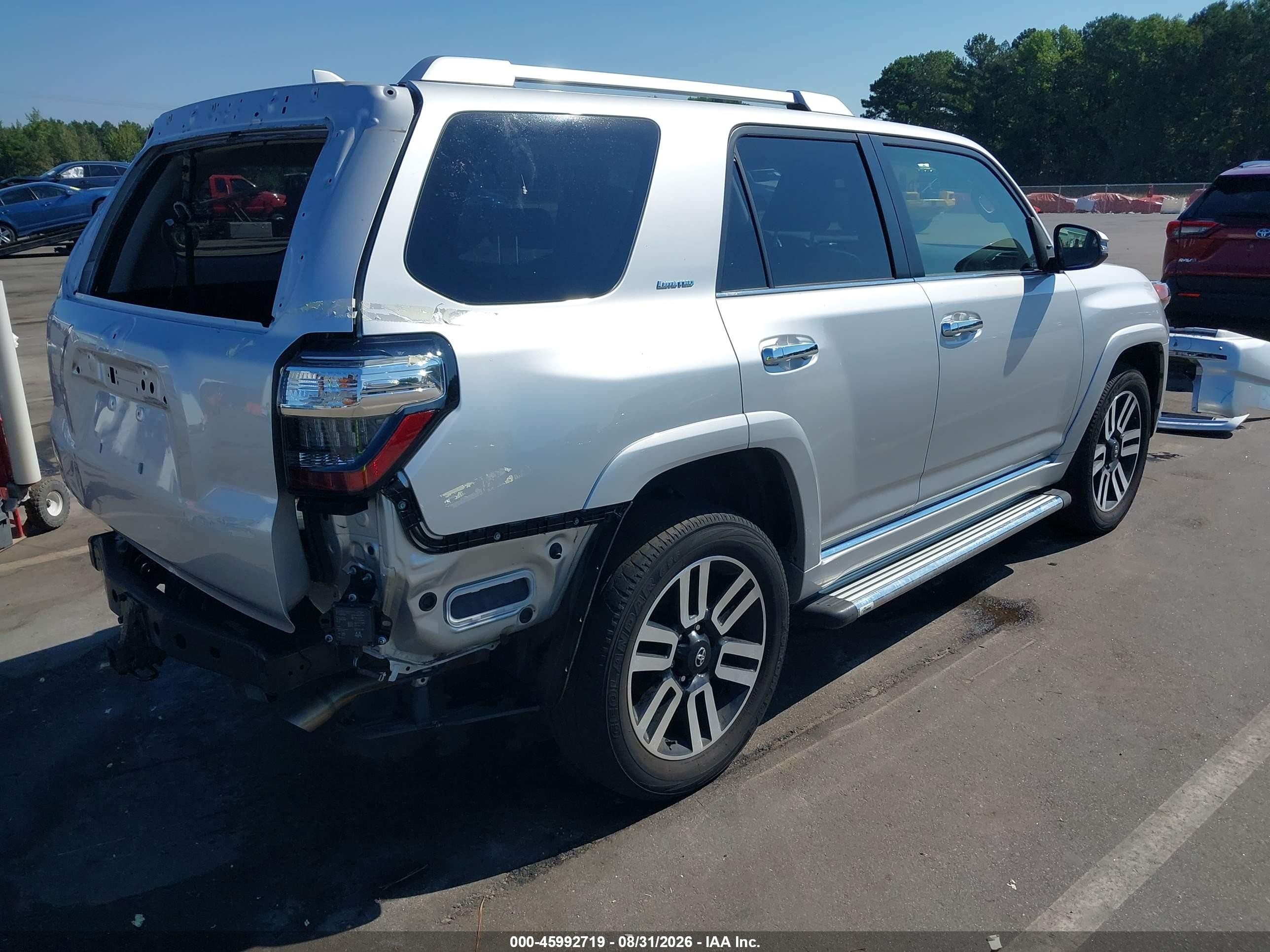 2022 Toyota 4Runner VIN JTEKU5JR3N6042587 IAAI salvage auction — Rear End, Salvage (North Carolina), sold $25,250 on 2026-09-25 (photo 4)