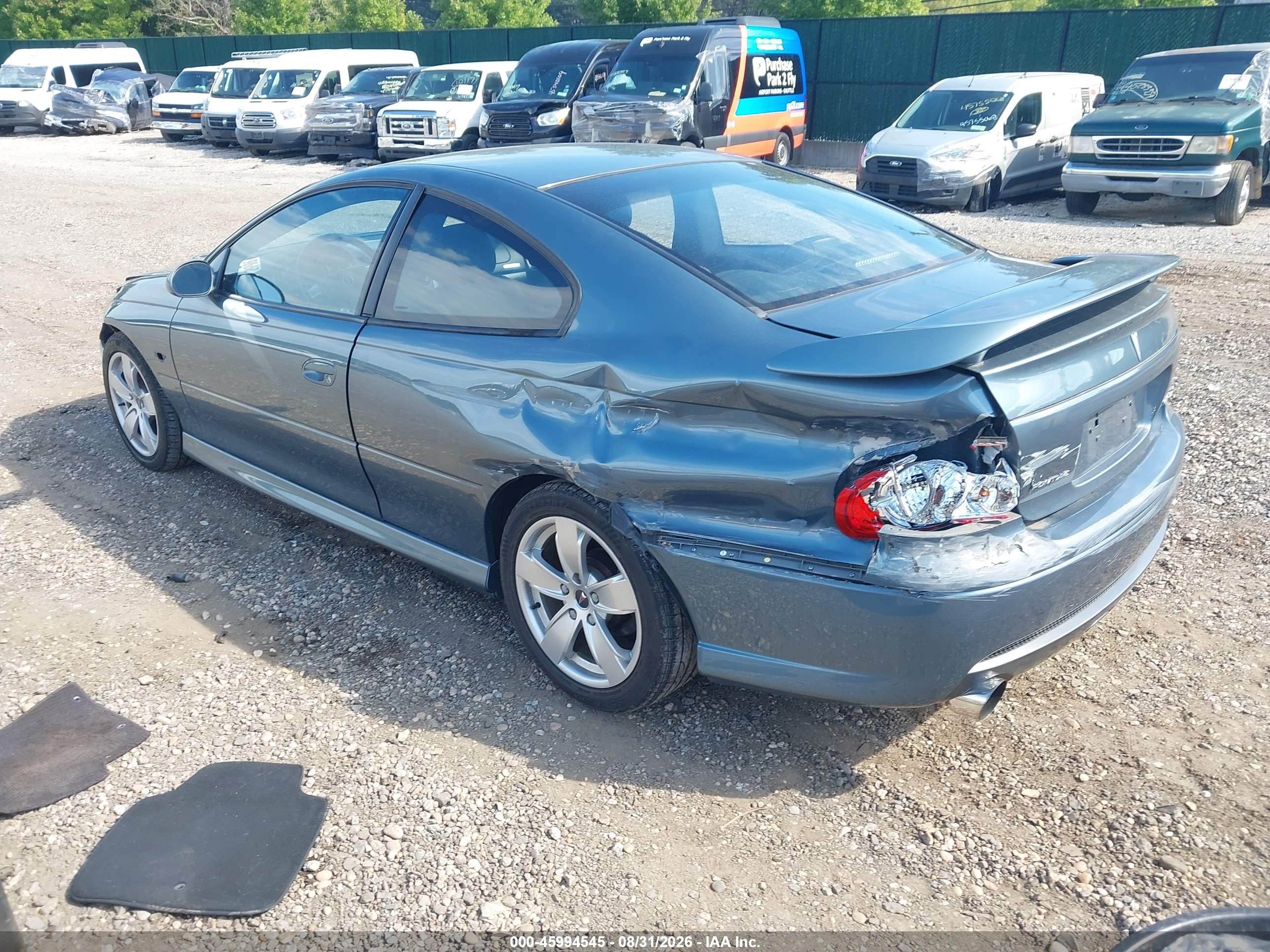 2005 Pontiac GTO VIN 6G2VX12U15L464936 IAAI salvage auction — Front & Rear, Mv-907A (New York), sold $6,900 on 2026-09-16 (photo 3)