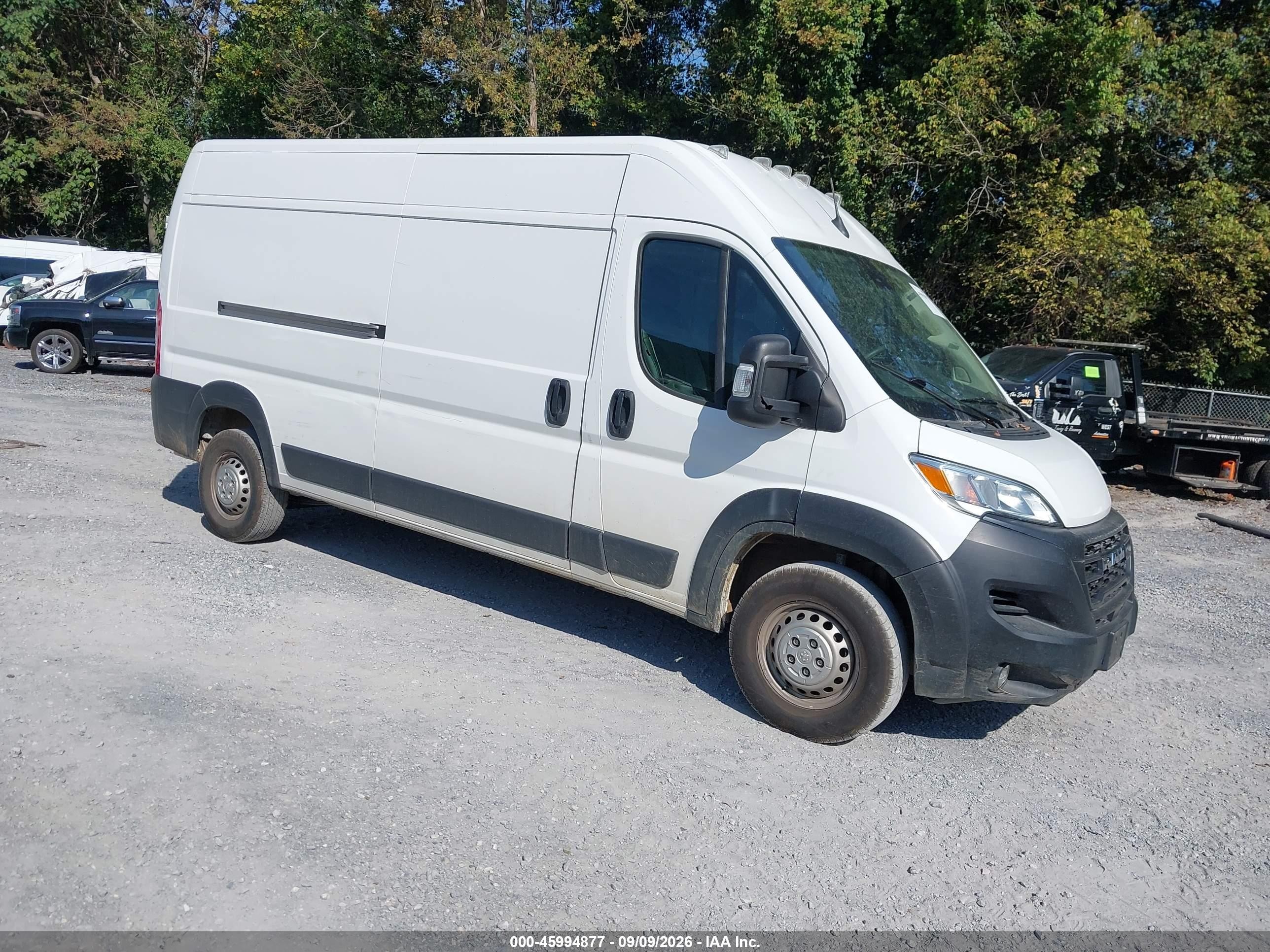 2025 Ram ProMaster 2500 VIN 3C6LRVDG8SE512632 — IAAI salvage auction photo