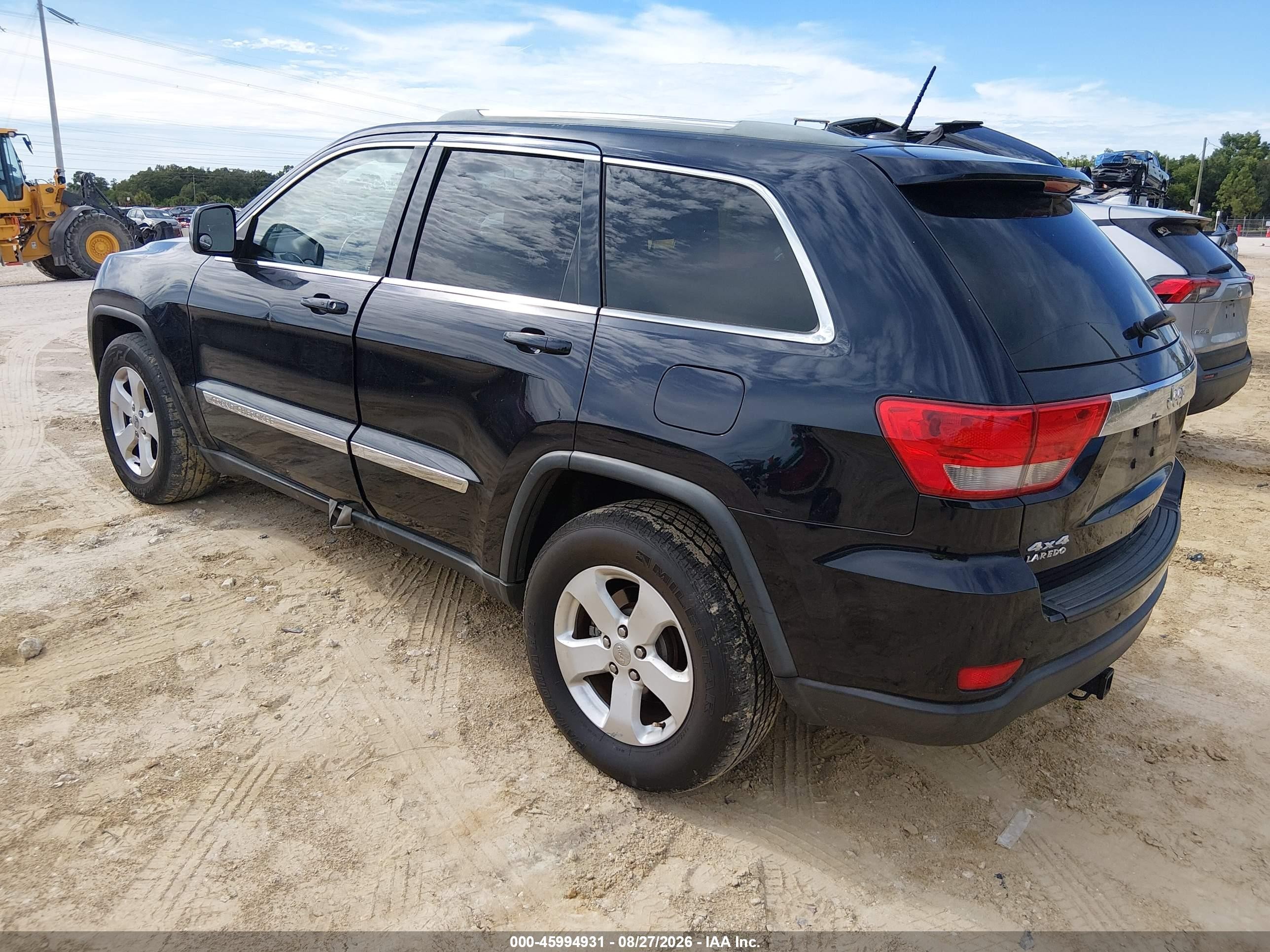 2011 Jeep Grand cherokee VIN 1J4RR4GG3BC656180 IAAI salvage auction — Normal Wear, Clear (Alabama), sold $1,250 on 2026-09-09 (photo 3)