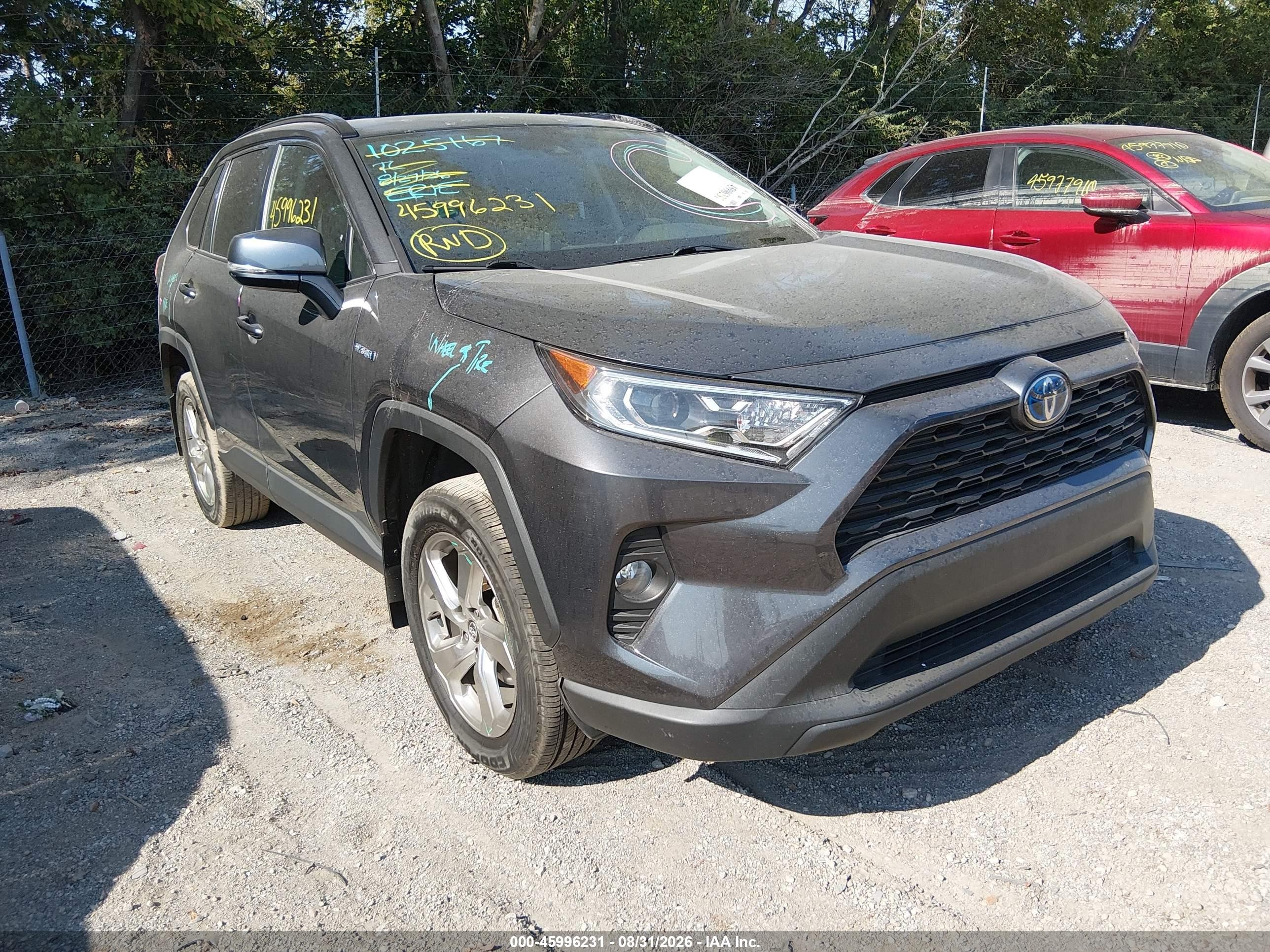 2021 Toyota RAV4 Hybrid VIN 4T3B6RFV8MU010467 — IAAI salvage auction photo