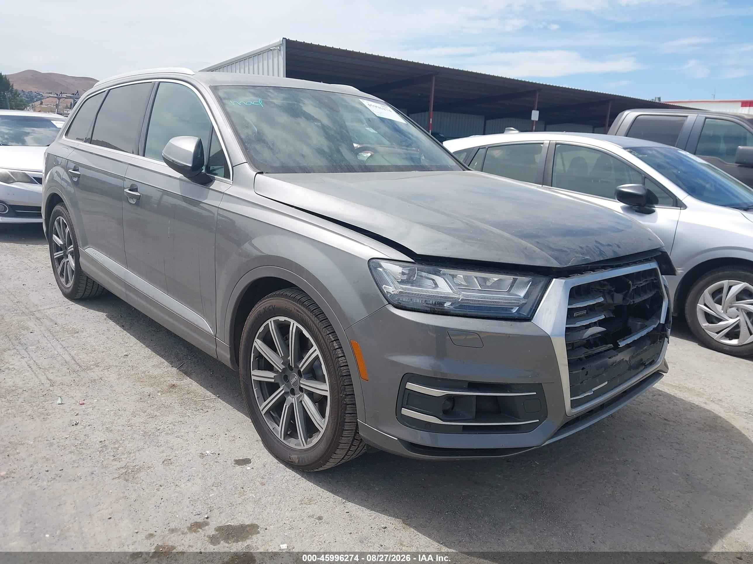 2017 Audi Q7 VIN WA1VAAF73HD000523 IAAI salvage auction — Front End, Salvage (California), sold $5,700 on 2026-09-12 (photo 1)