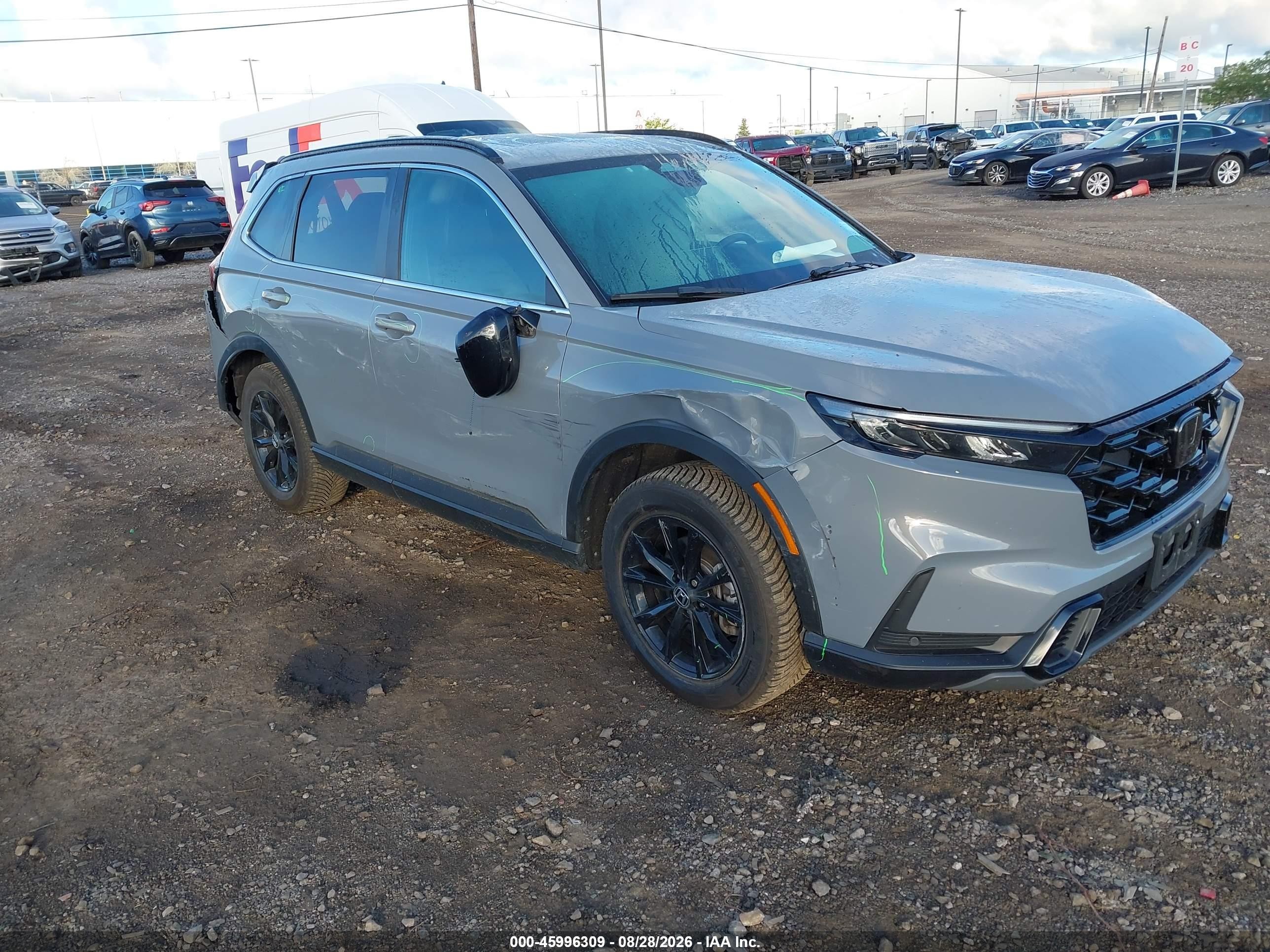 2024 Honda CR-V VIN 2HKRS6H86RH811249 — IAAI salvage auction photo