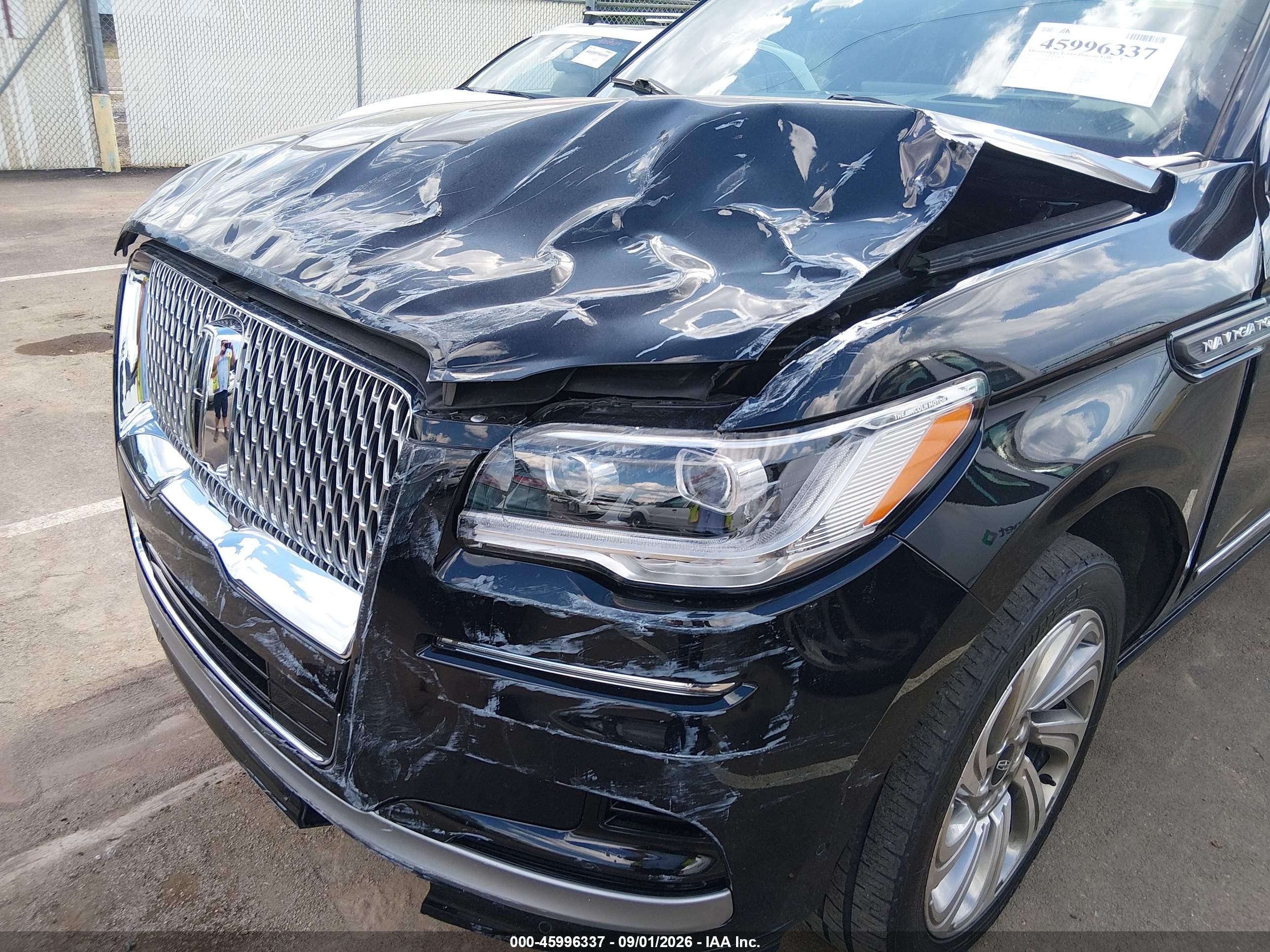 2023 Lincoln Navigator VIN 5LMJJ2LG6PEL00010 IAAI salvage auction — Front End, Salvage (Mississippi), sold $18,900 on 2026-09-23 (photo 6)