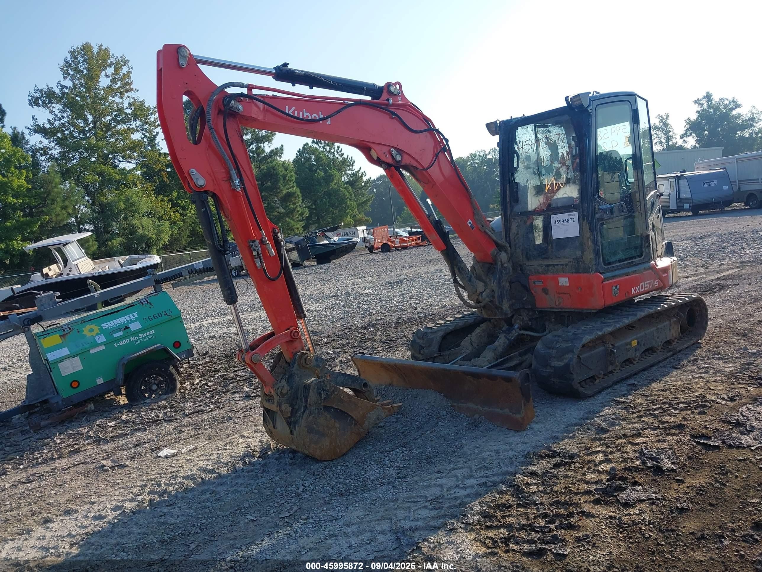 2022 Kubota Kx057-5r3a-50 VIN KBCDZ37CAN3D14120 IAAI salvage auction — Unknown, Bill Of Sale (Virginia), sold $27,050 on 2026-09-09 (photo 2)