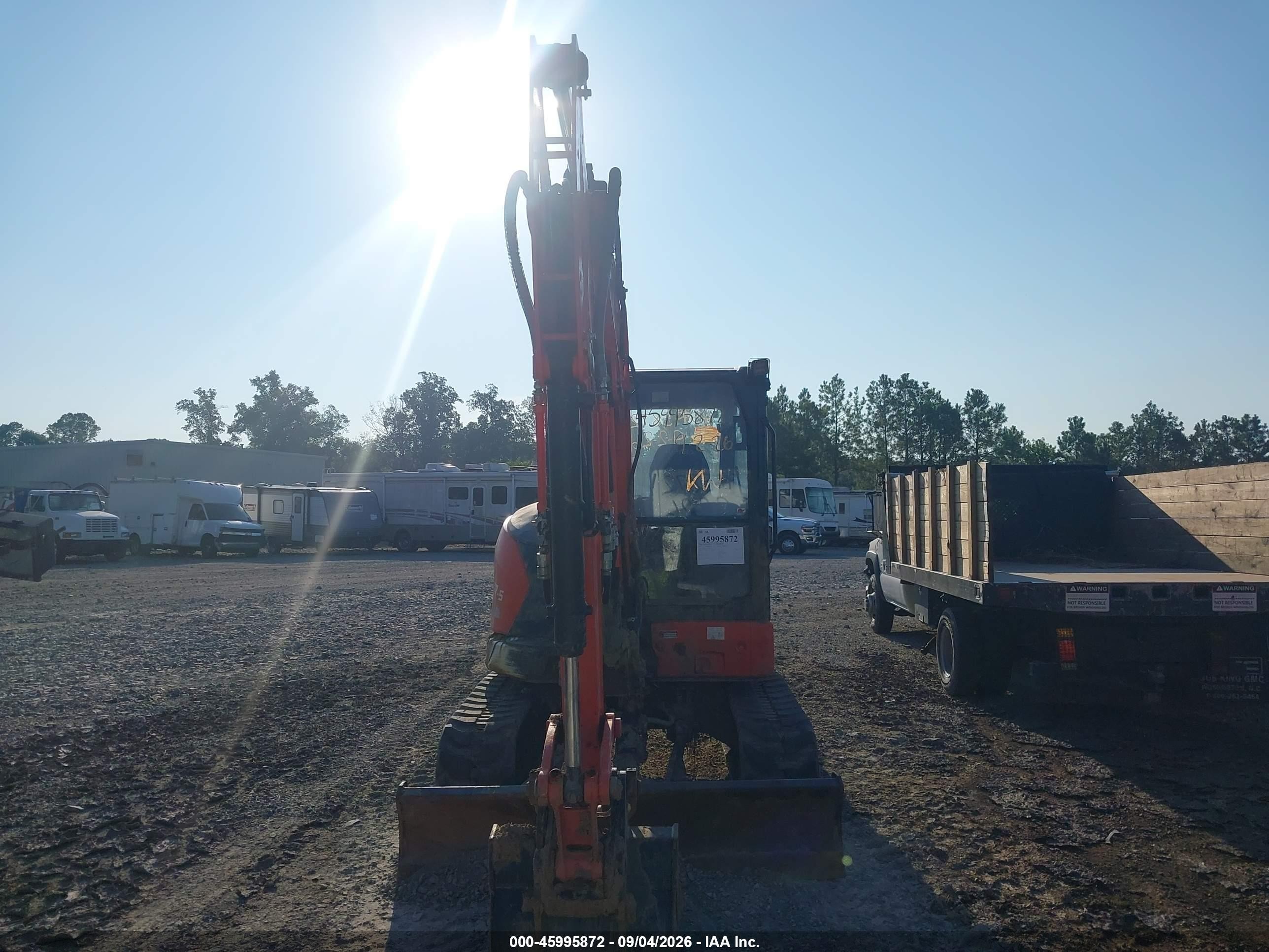 2022 Kubota Kx057-5r3a-50 VIN KBCDZ37CAN3D14120 IAAI salvage auction — Unknown, Bill Of Sale (Virginia), sold $27,050 on 2026-09-09 (photo 6)