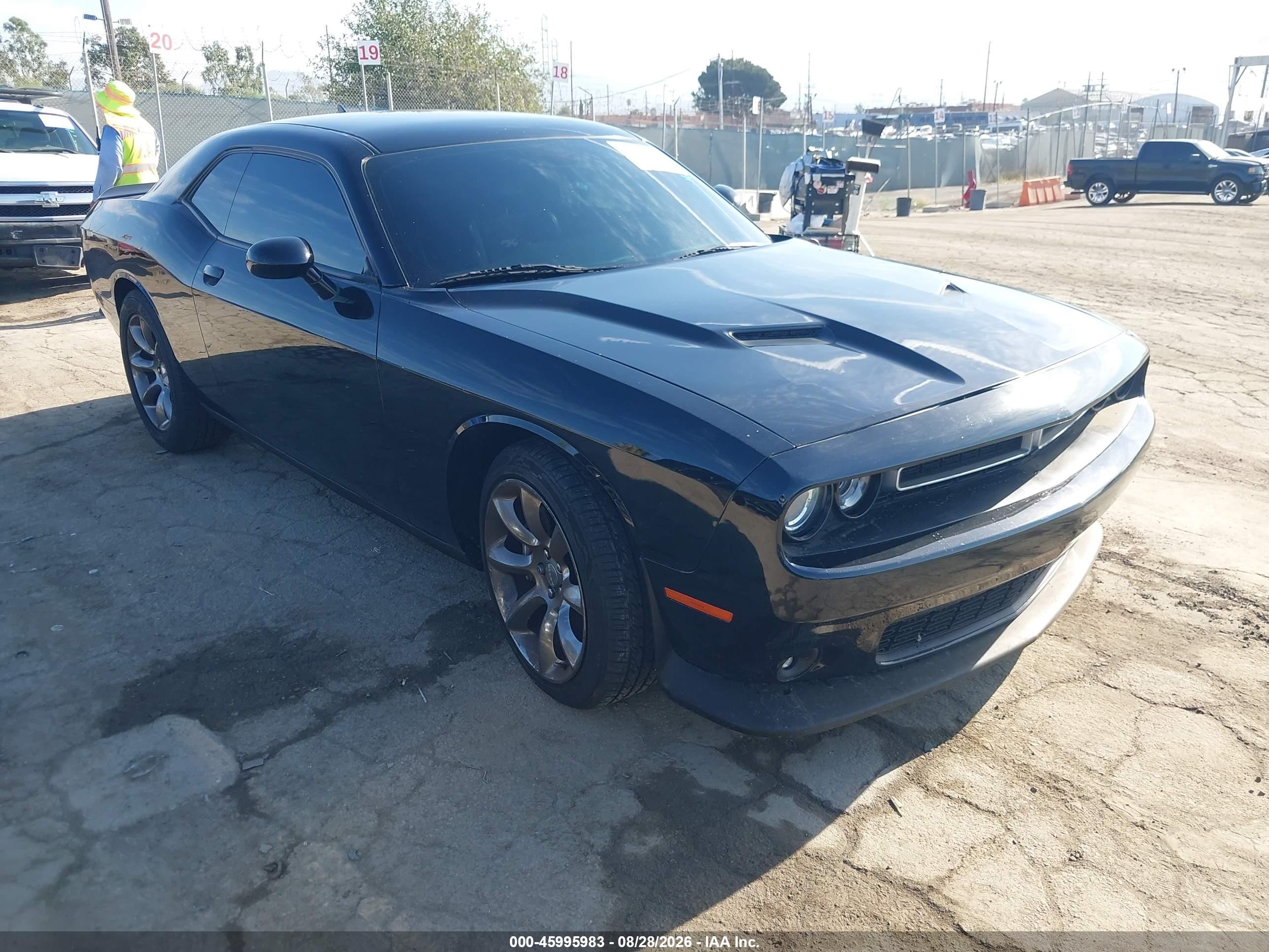 2015 Dodge Challenger VIN 2C3CDZFJ9FH701909 — IAAI salvage auction photo