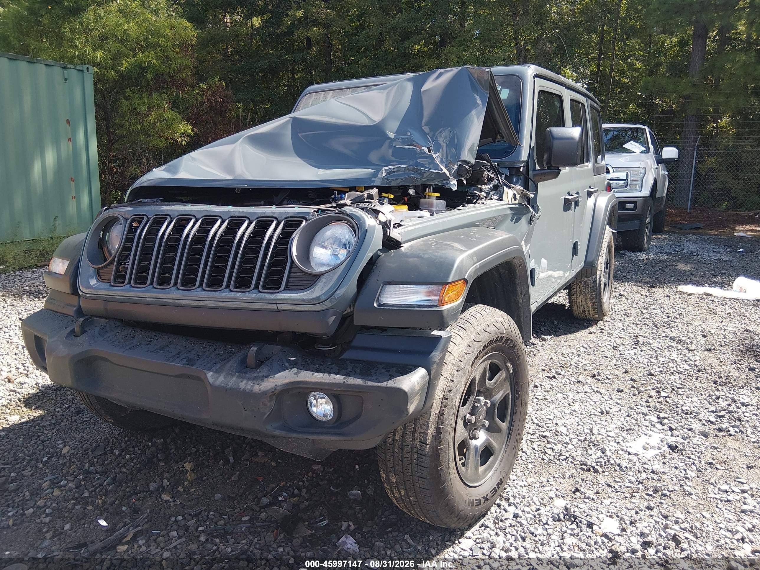 2025 Jeep Wrangler VIN 1C4PJXDN0SW622981 IAAI salvage auction — Unknown, Wait Title, sold $9,800 on 2026-09-20 (photo 6)