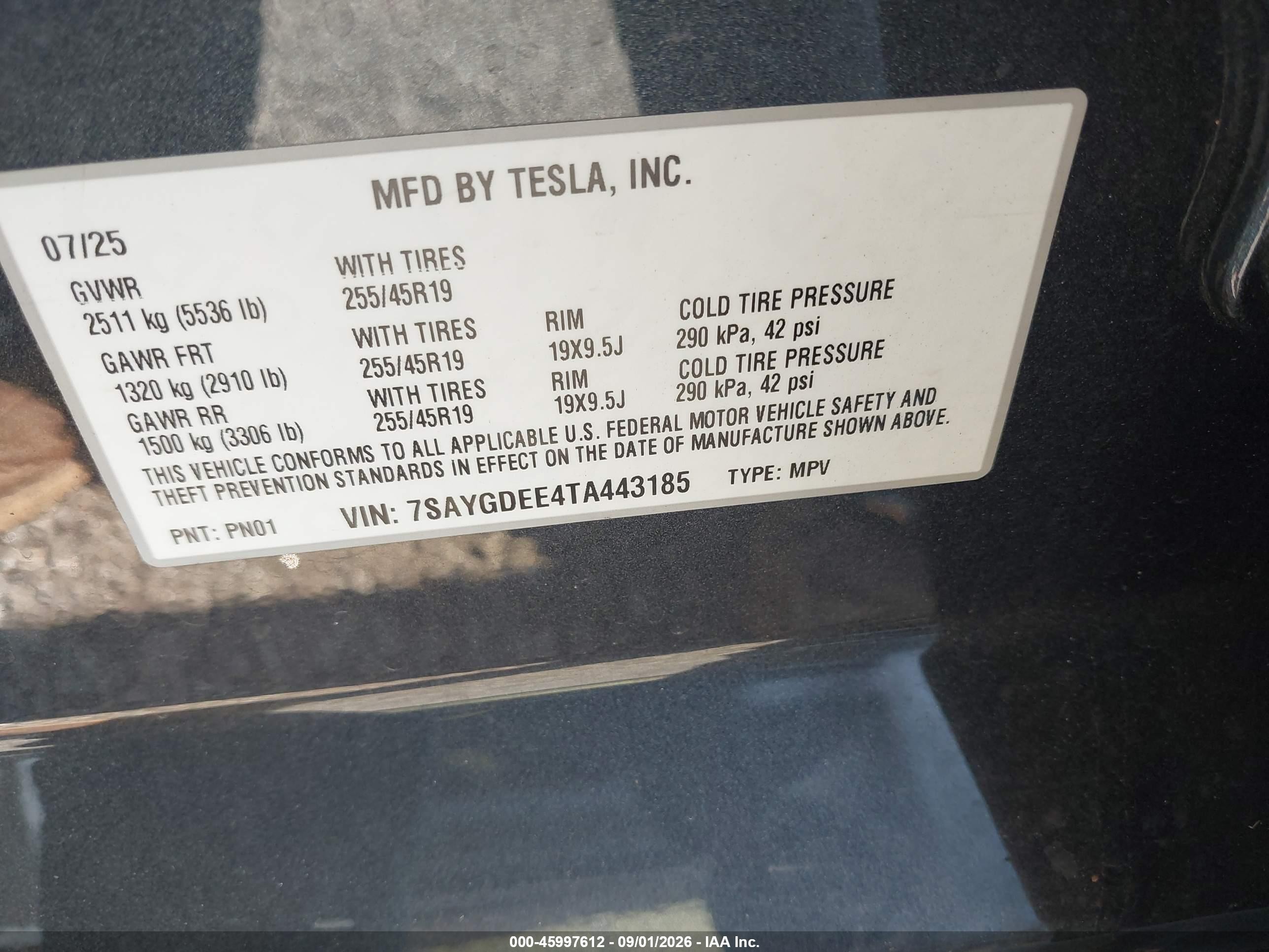 2026 Tesla Model Y VIN 7SAYGDEE4TA443185 IAAI salvage auction — Side, Salvage (South Carolina), sold $22,800 on 2026-09-23 (photo 9)