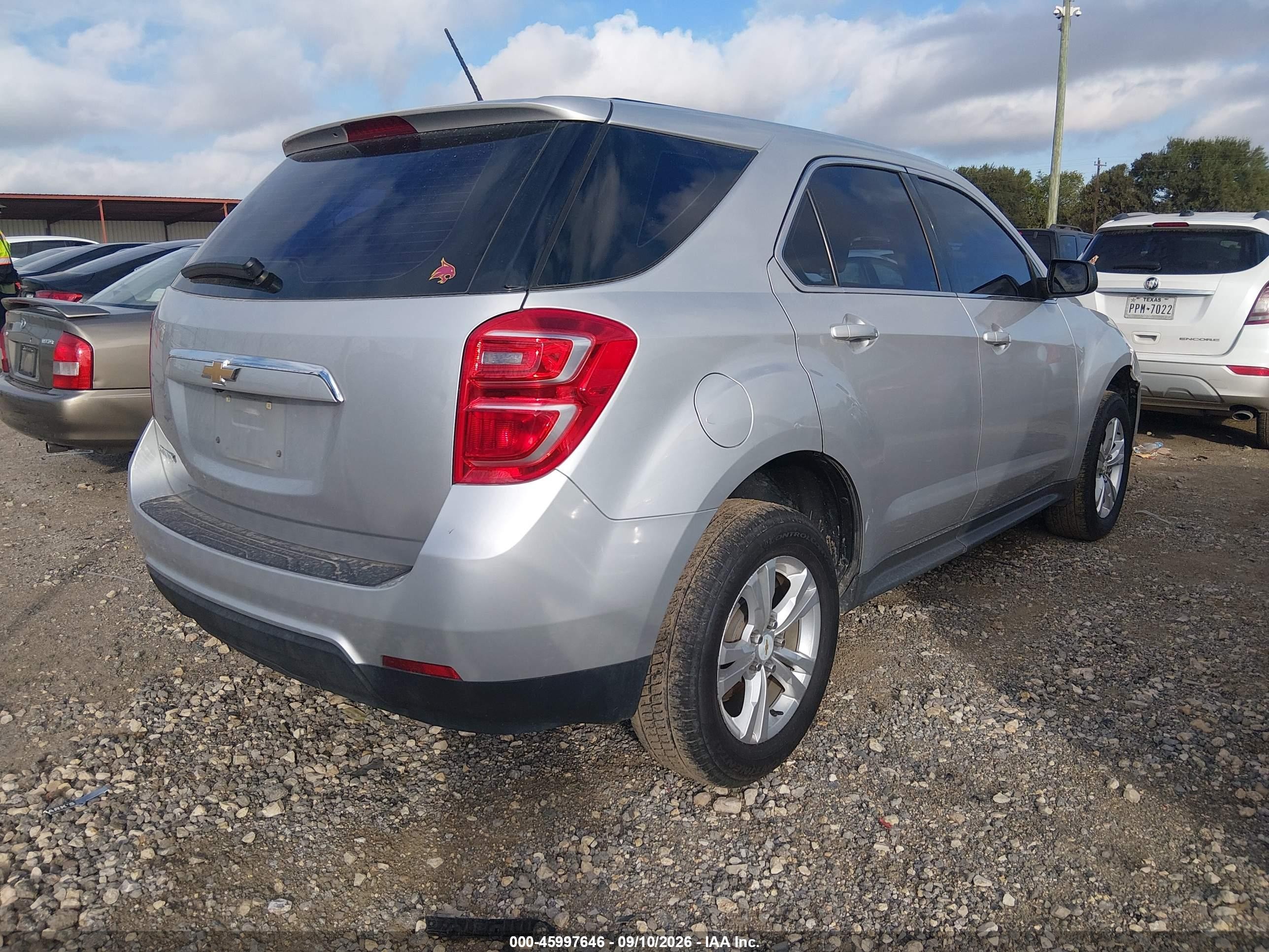 2017 Chevrolet Equinox VIN 2GNALBEKXH1514835 IAAI salvage auction — Front End, Salvage (Texas), sold $2,000 on 2026-10-08 (photo 4)