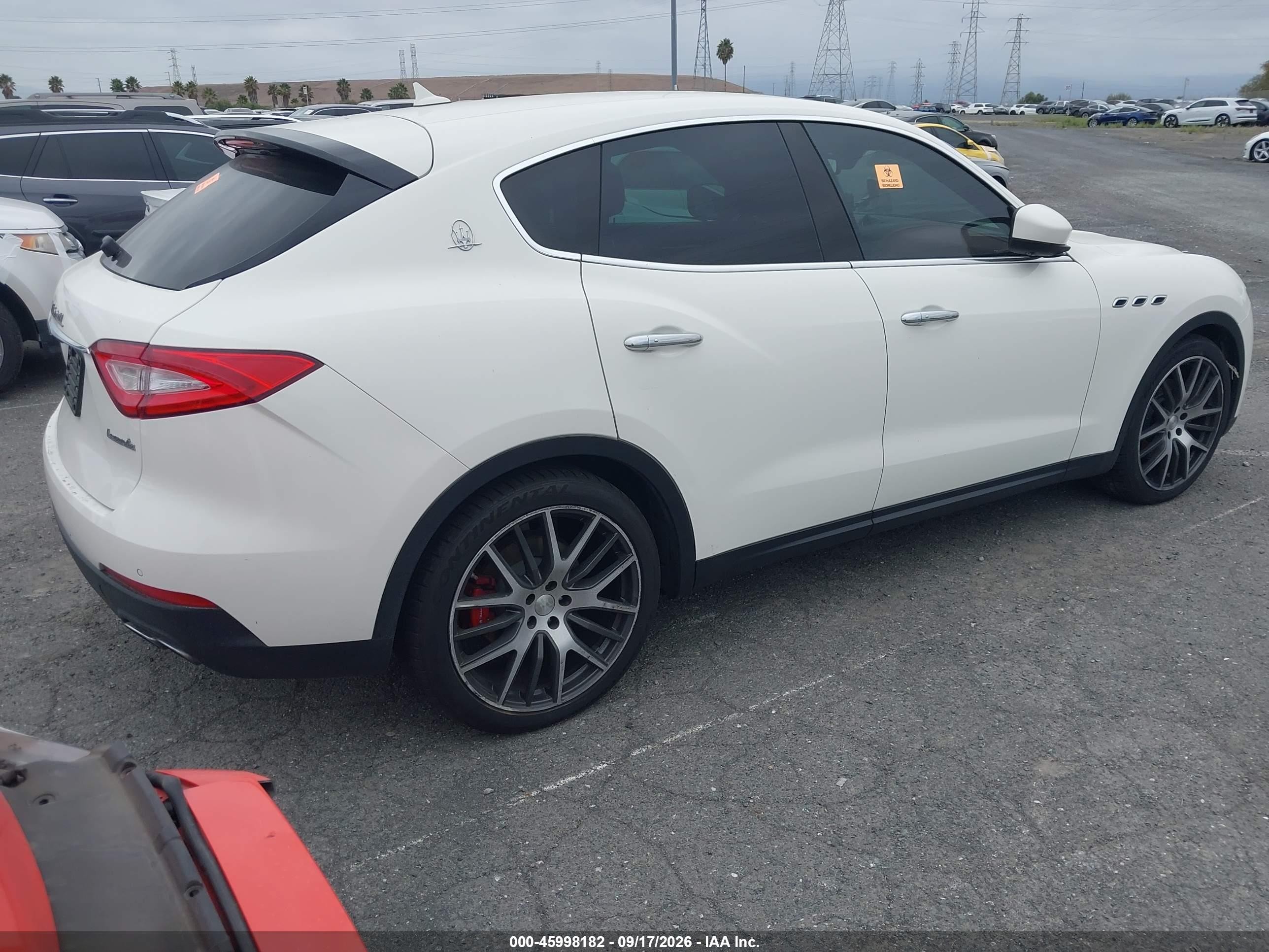 2017 Maserati Levante VIN ZN661XUAXHX243822 IAAI salvage auction — Biohazard/Chemical, Non-Repairable (California), sold $4,050 on 2026-09-23 (photo 4)
