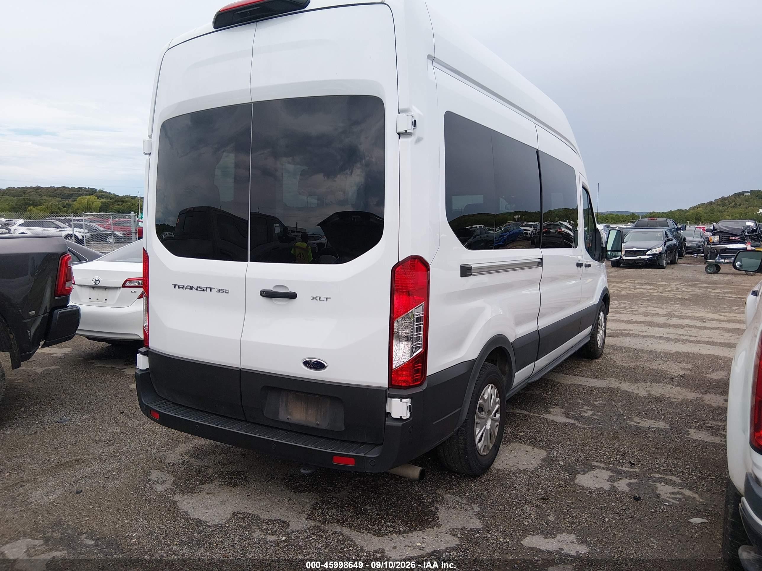 2025 Ford Transit-350 VIN 1FBAX2X89SKA73810 IAAI salvage auction — All Over, Enterprise Vehicles Clear Only (Oklahoma), sold $31,250 on 2026-09-14 (photo 4)