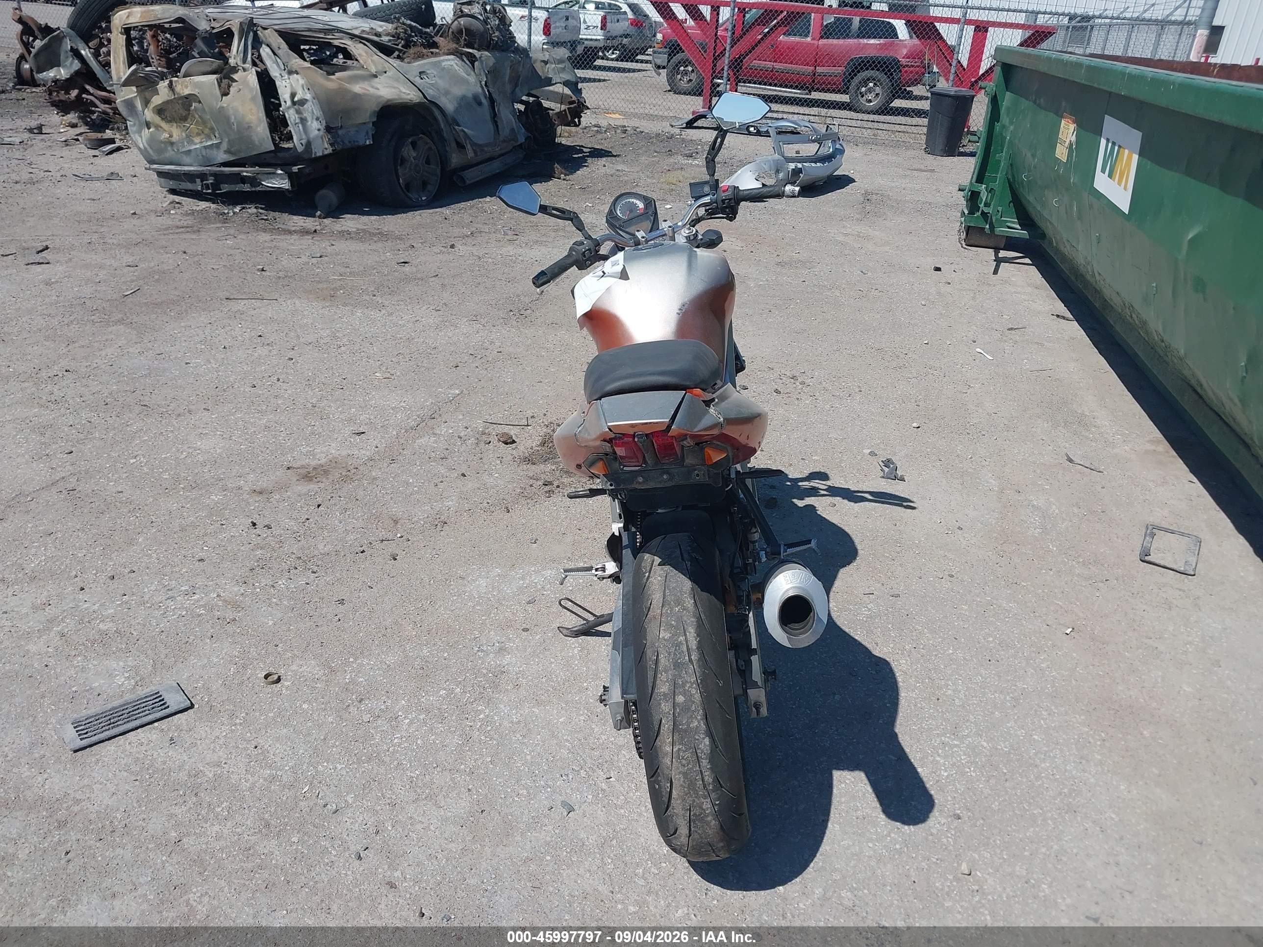 2003 Suzuki SV650 VIN JS1VP53A732100313 IAAI salvage auction — All Over, Salvage (Kansas), sold $200 on 2026-09-23 (photo 6)