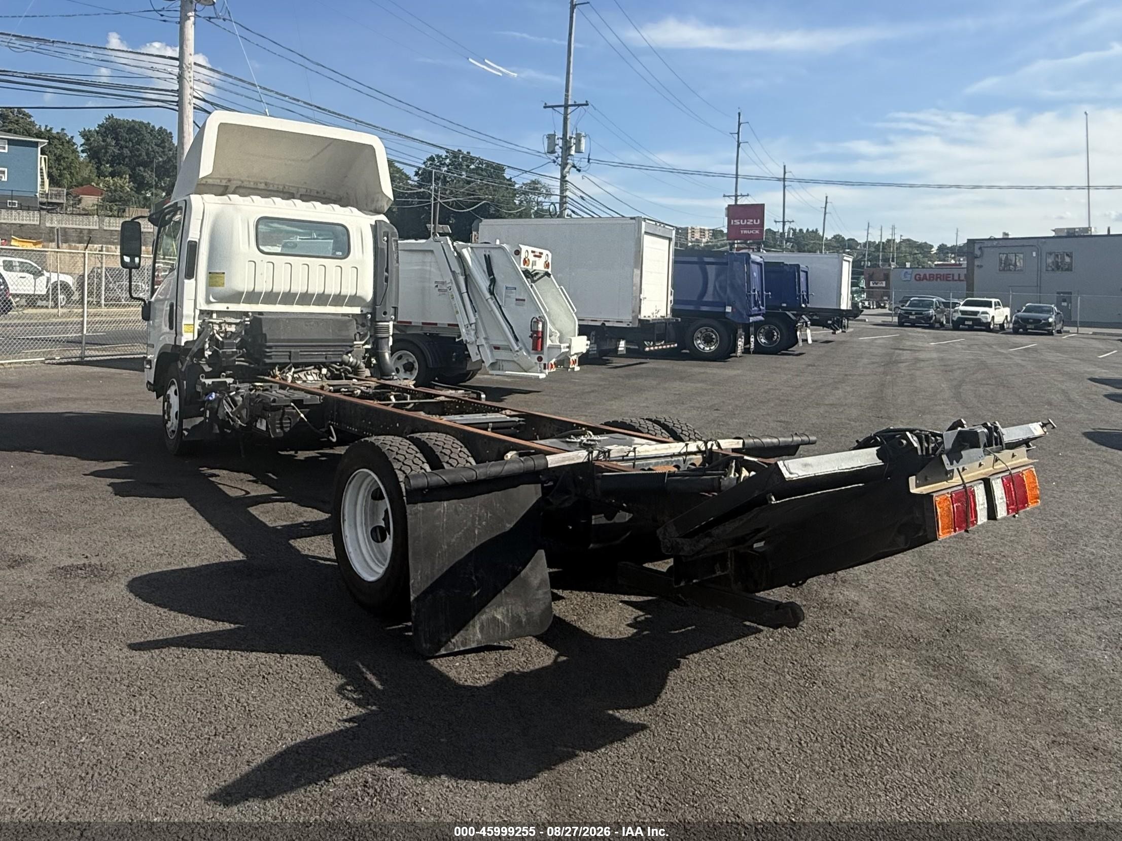 2014 Isuzu Npr VIN JALE5W163E7300626 IAAI salvage auction — Normal Wear, Clear (New Jersey), sold $9,950 on 2026-09-18 (photo 4)