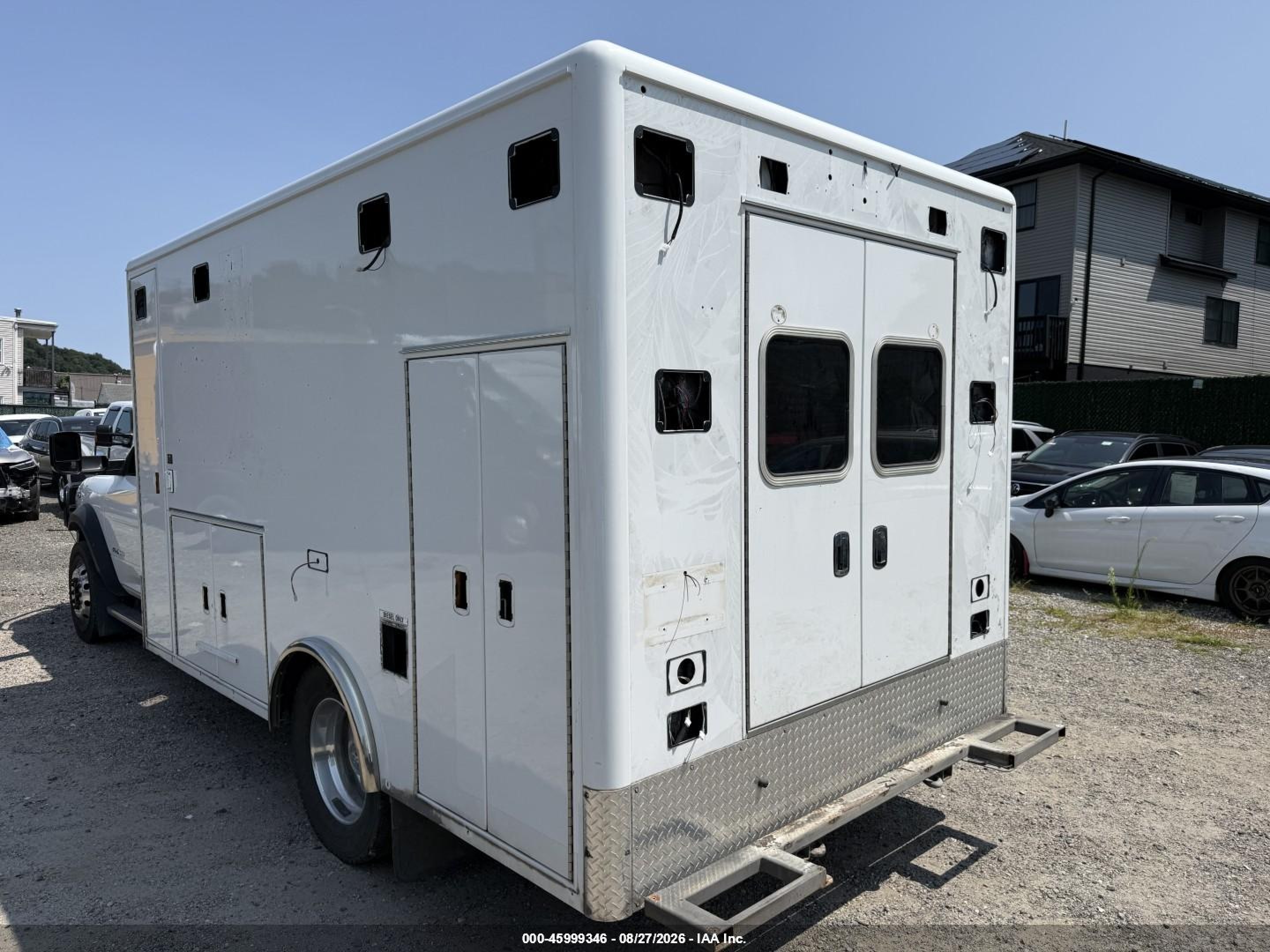 2022 Ram 4500 VIN 3C7WRLCL7NG187346 IAAI salvage auction — Side, Salvage (Pennsylvania), sold $8,700 on 2026-09-09 (photo 3)