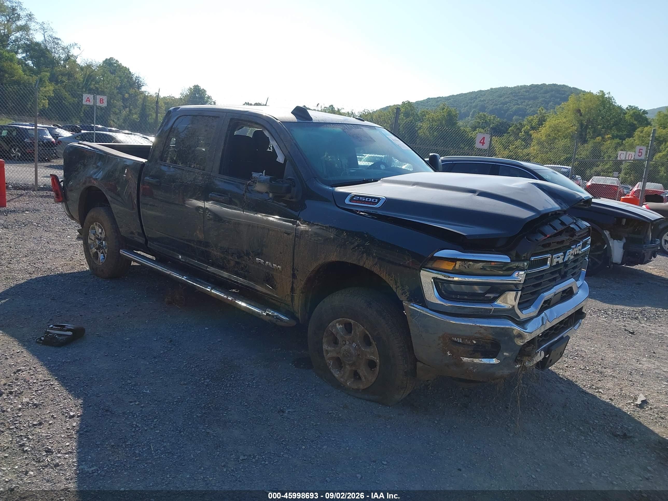 2026 Ram 2500 VIN 3C6UR5DJ3TG199088 — IAAI salvage auction photo