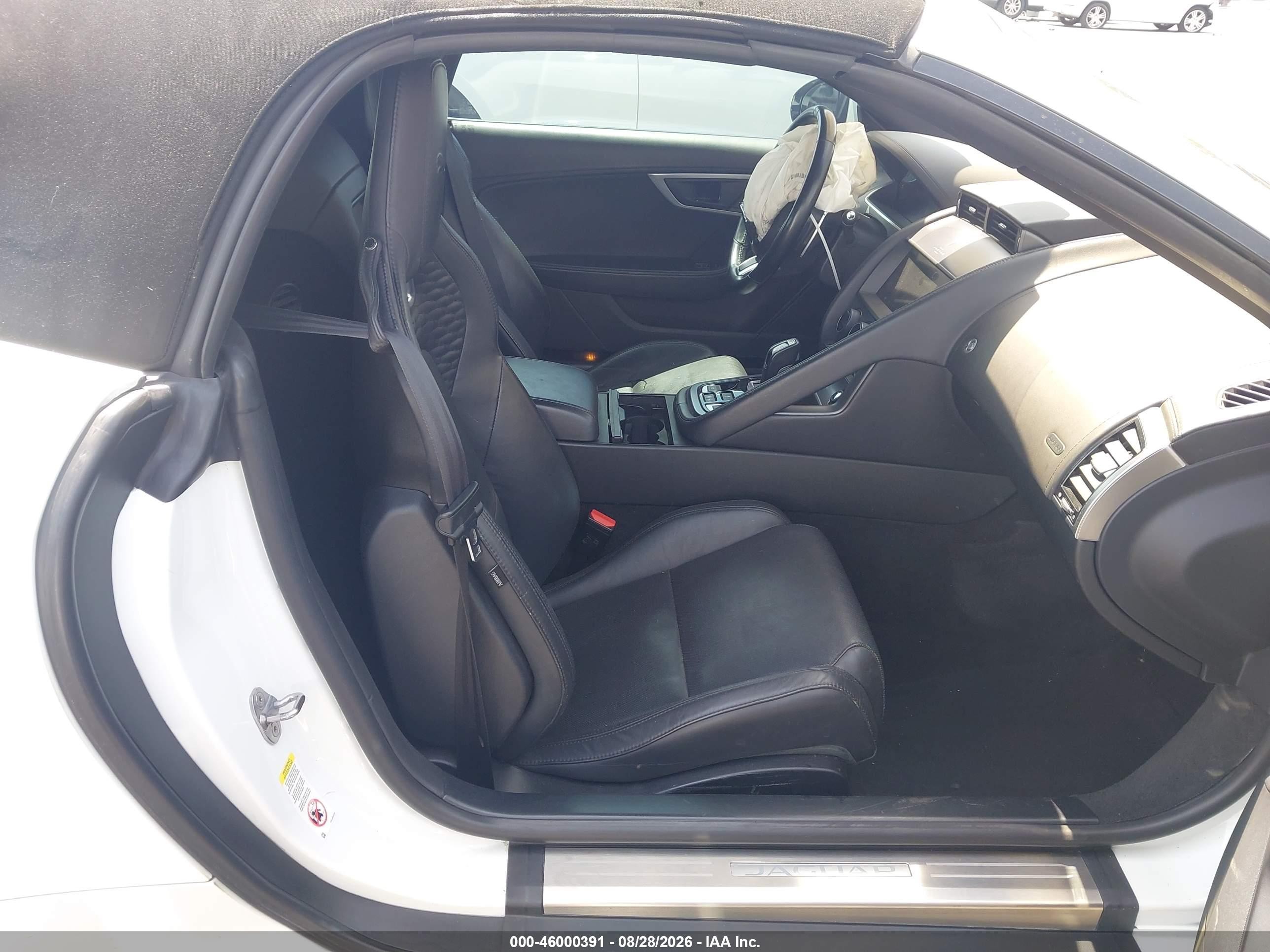 2021 Jaguar F-type VIN SAJDD5GX7MCK75330 IAAI salvage auction — Front End, Salvage (Arizona), sold $7,600 on 2026-09-16 (photo 5)