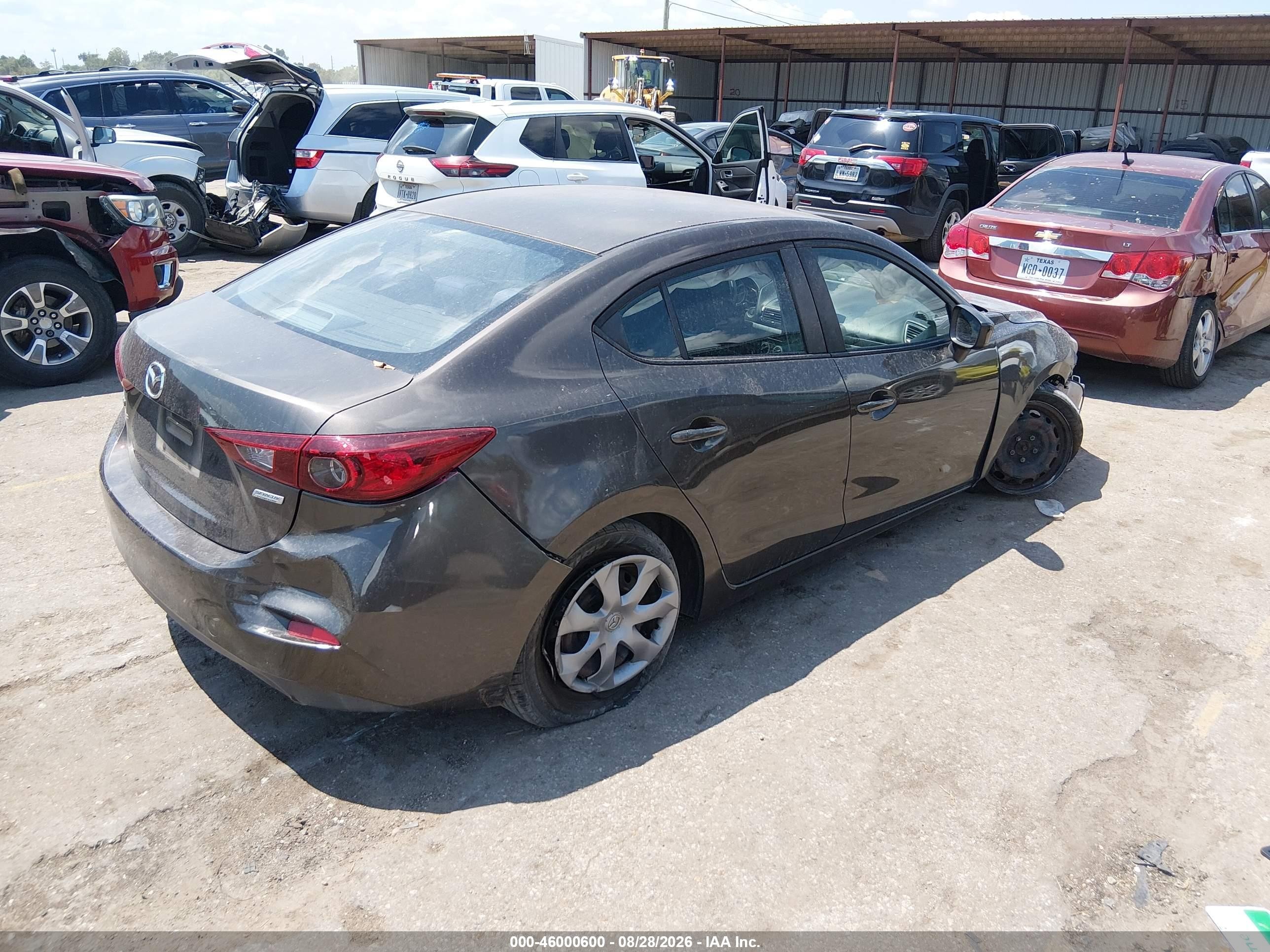 2014 Mazda 3 VIN JM1BM1U7XE1148765 IAAI salvage auction — Front & Rear, Salvage (Texas), sold $1,350 on 2026-10-08 (photo 4)