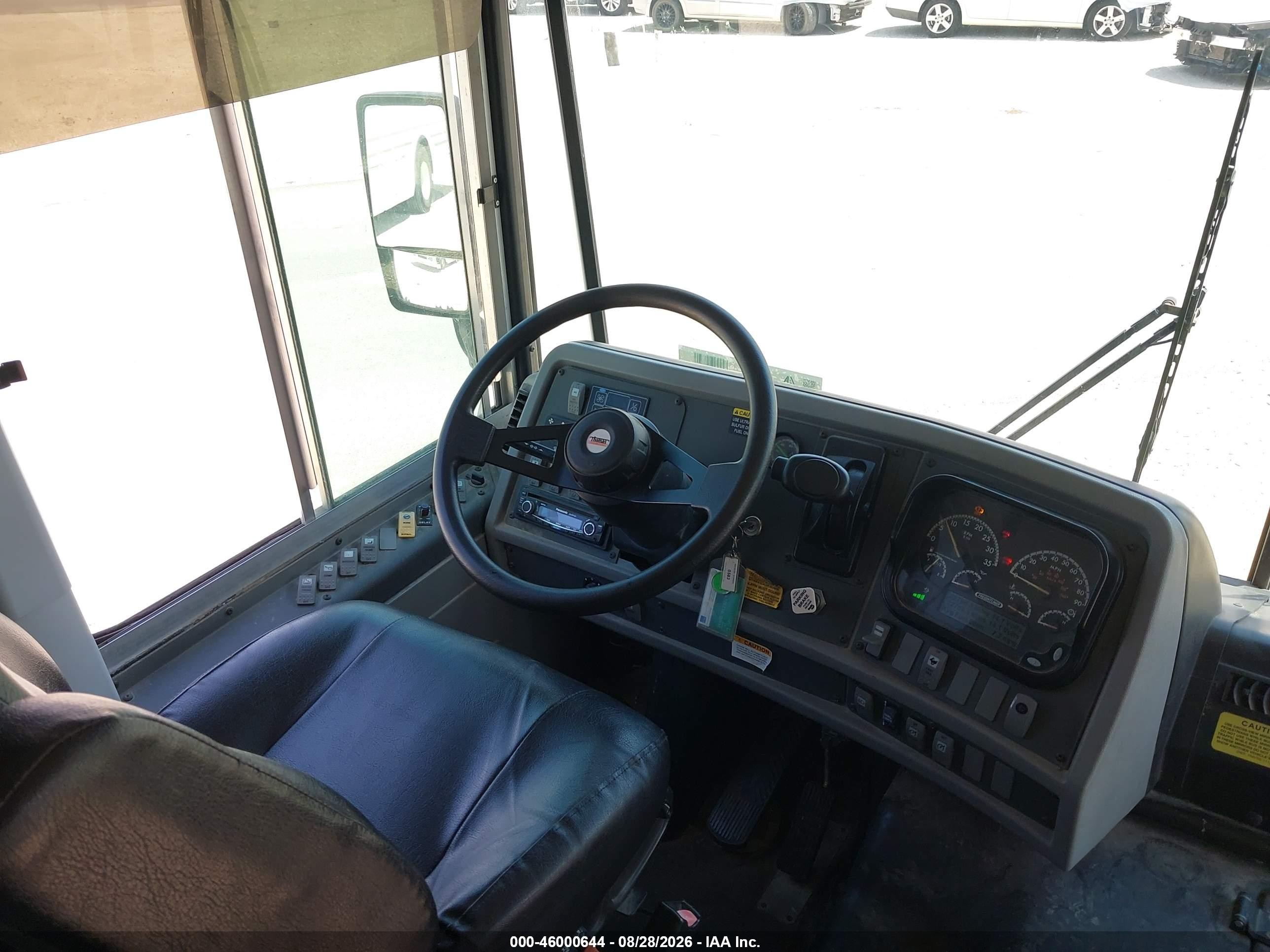 2013 Thomas Transit Bus VIN 1T88S2E21D1155240 IAAI salvage auction — Normal Wear, Sf97 (Texas), sold $18,800 on 2026-09-16 (photo 5)
