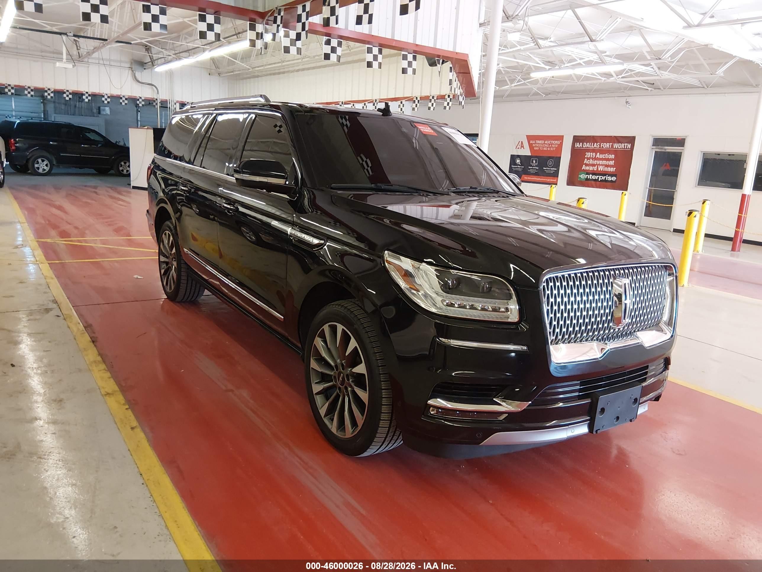 2021 Lincoln Navigator VIN 5LMJJ3KT5MEL05005 — IAAI salvage auction photo