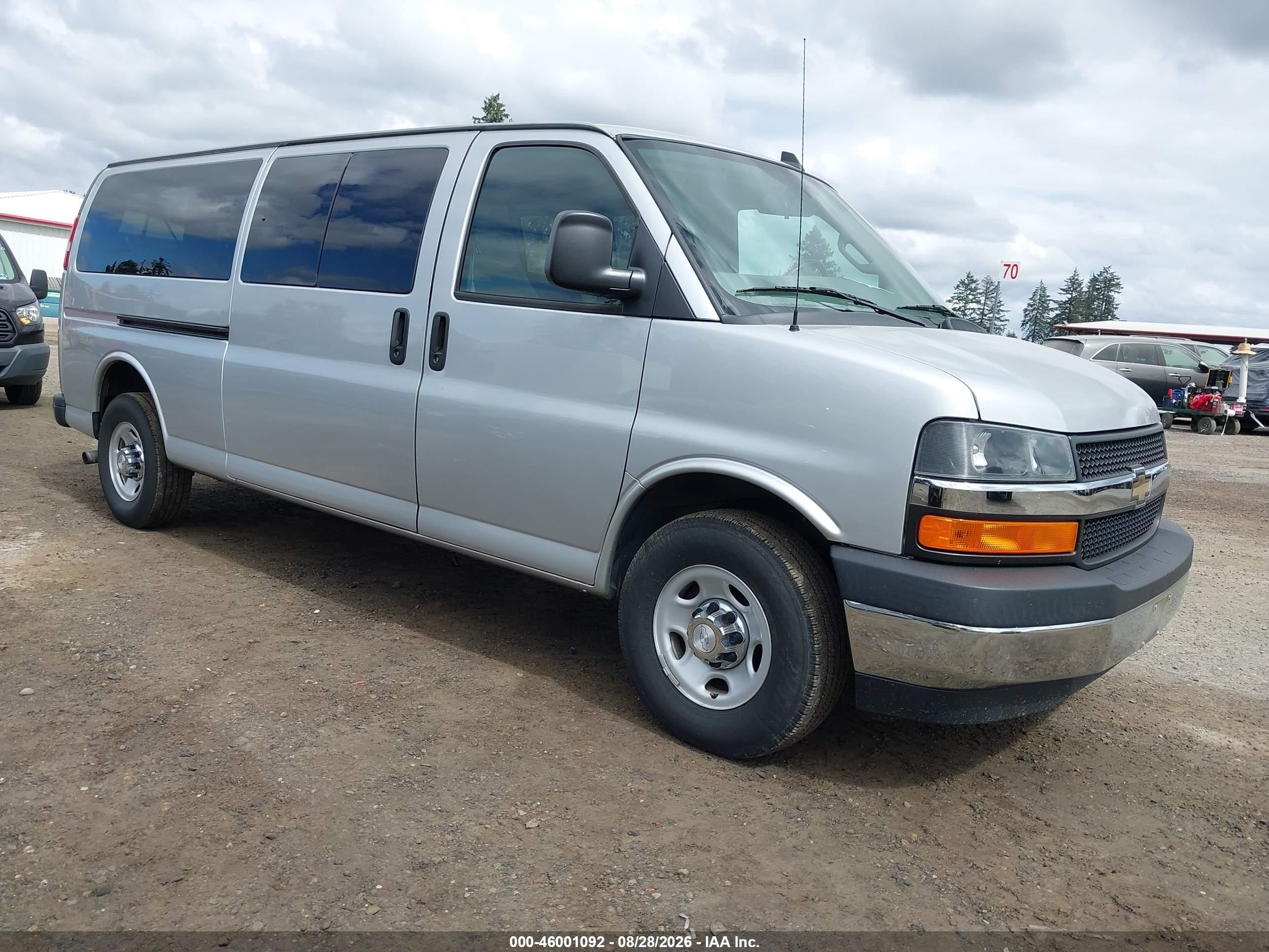 2017 Chevrolet Express 3500 VIN 1GAZGPFF1H1293459 — IAAI salvage auction photo