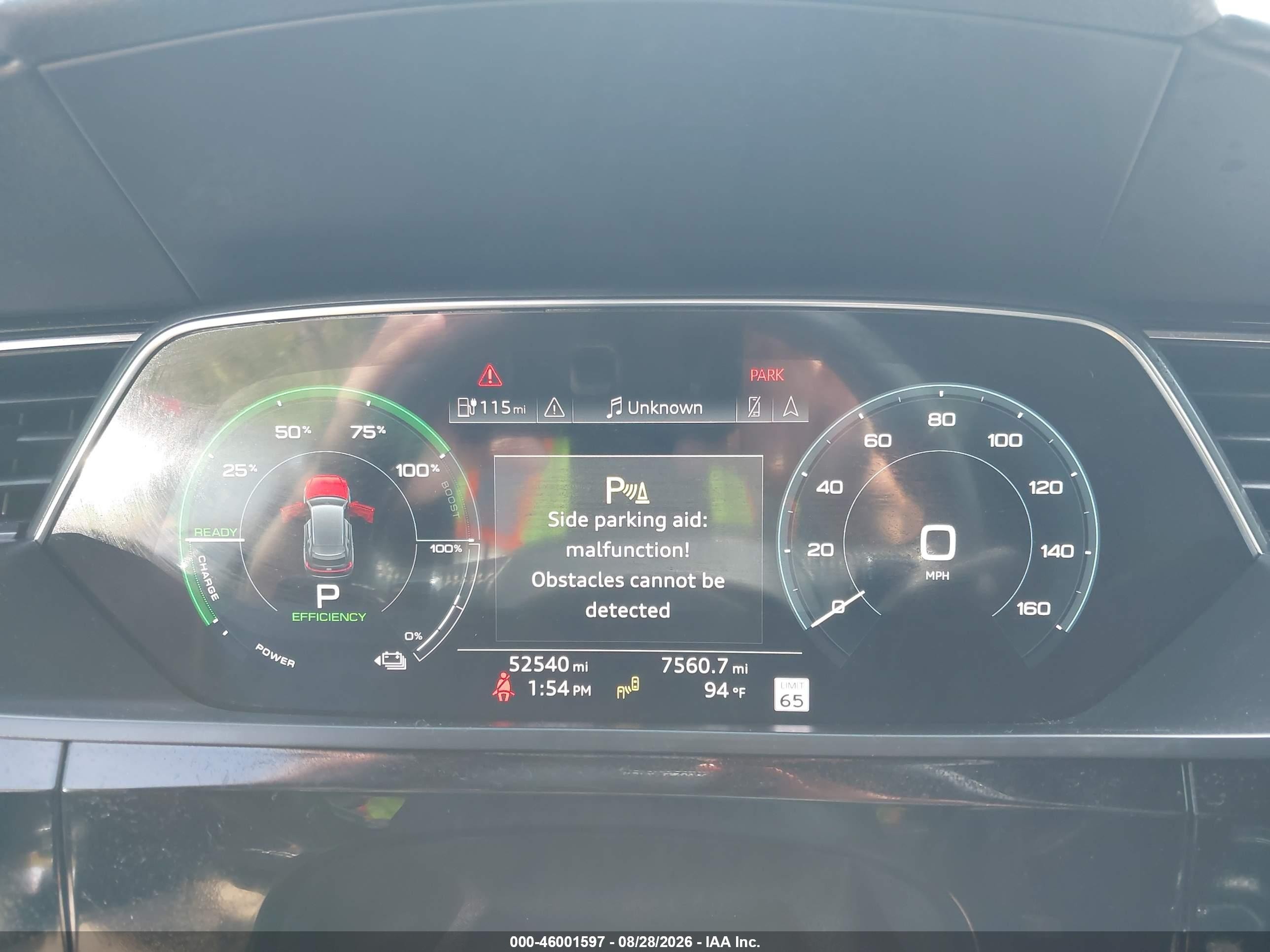 2019 Audi E-tron VIN WA1VAAGE3KB006208 IAAI salvage auction — Side, Salvage (Missouri), sold $13,400 on 2026-10-01 (photo 7)