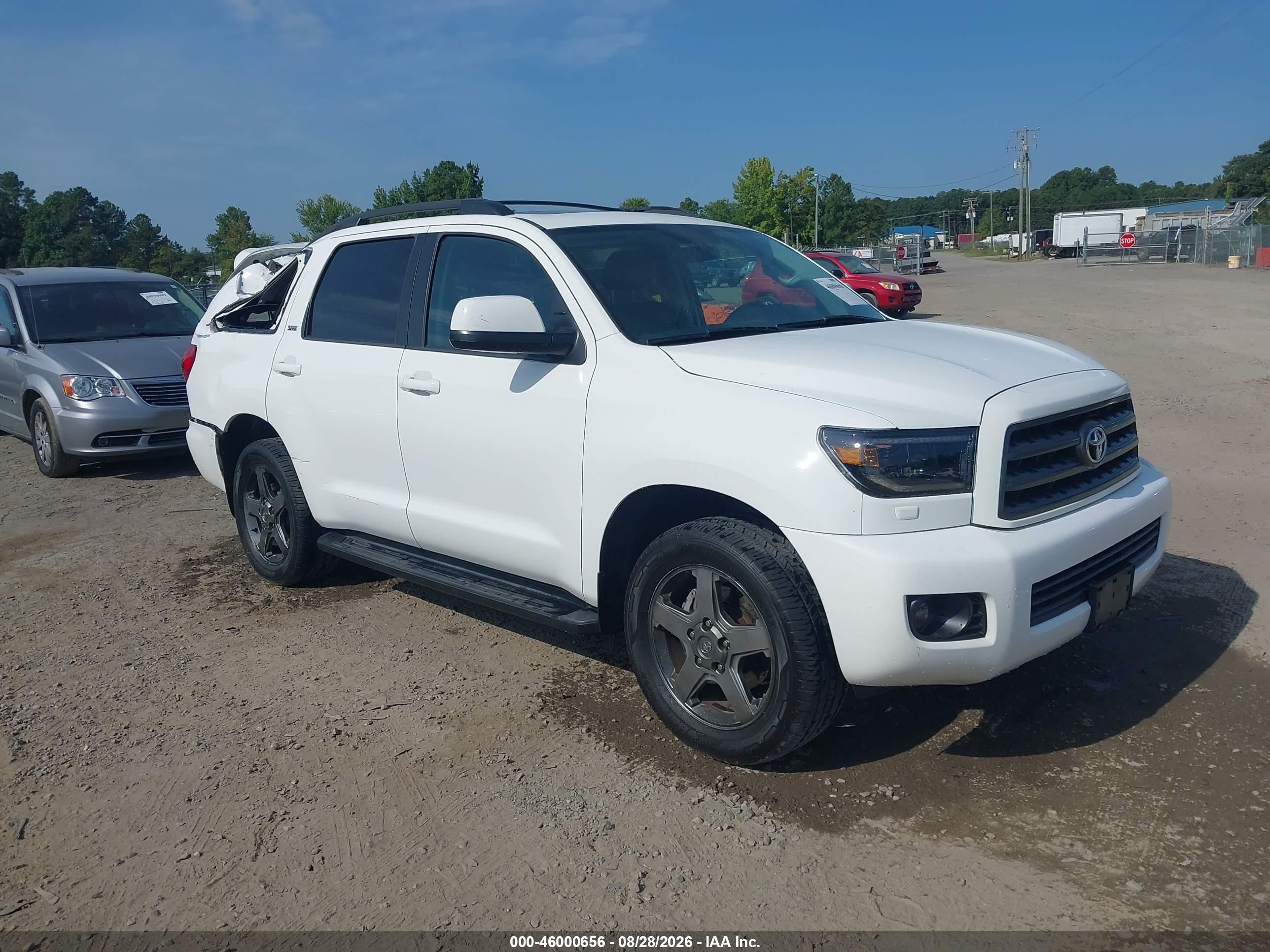 2014 Toyota Sequoia VIN 5TDBY5G10ES102576 — IAAI salvage auction photo