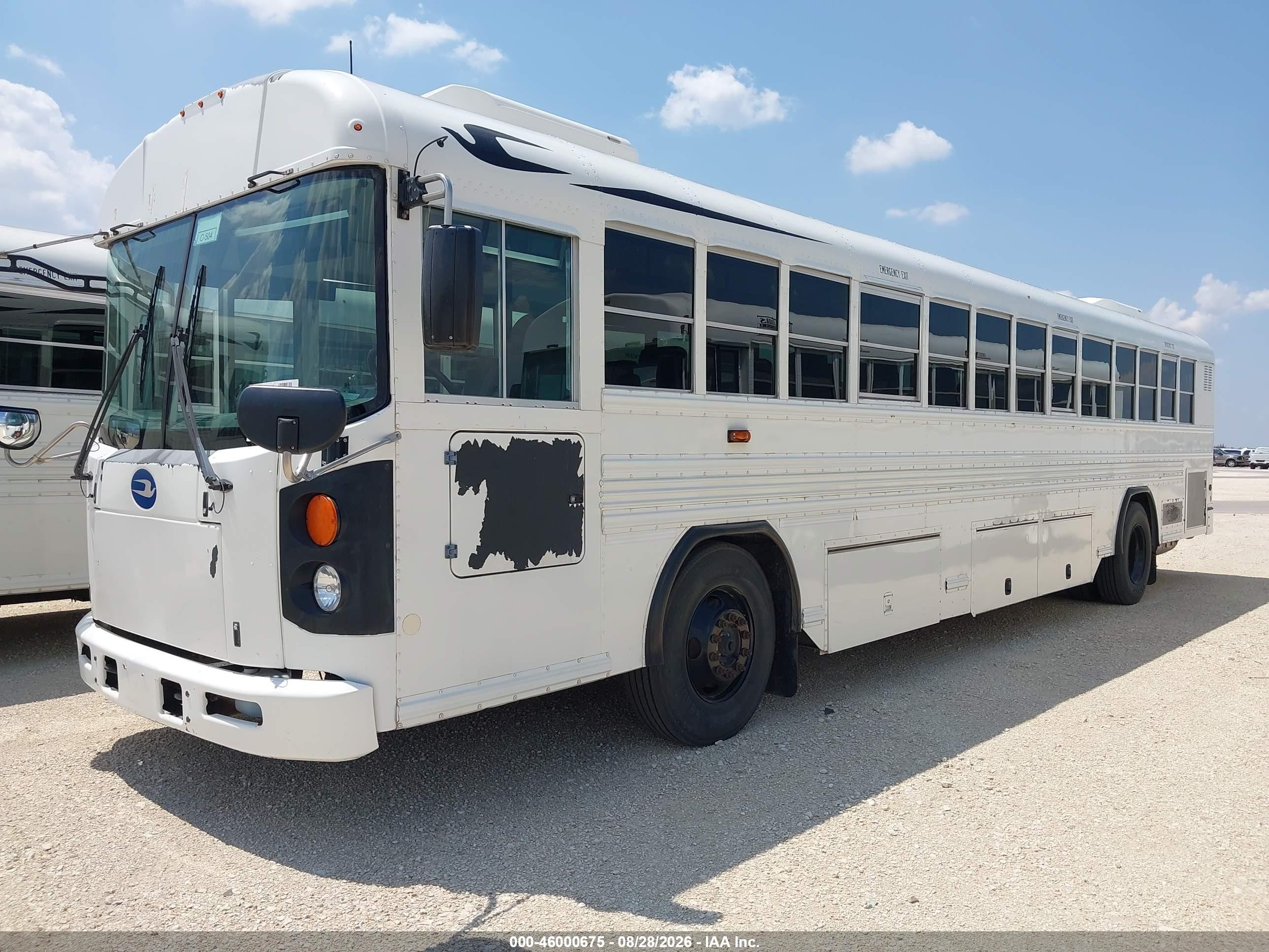 2015 Blue Bird School Bus / Transit Bus VIN 1BABNBPA4FF310530 IAAI salvage auction — Normal Wear, Sf97 (Texas), sold $21,600 on 2026-09-16 (photo 2)