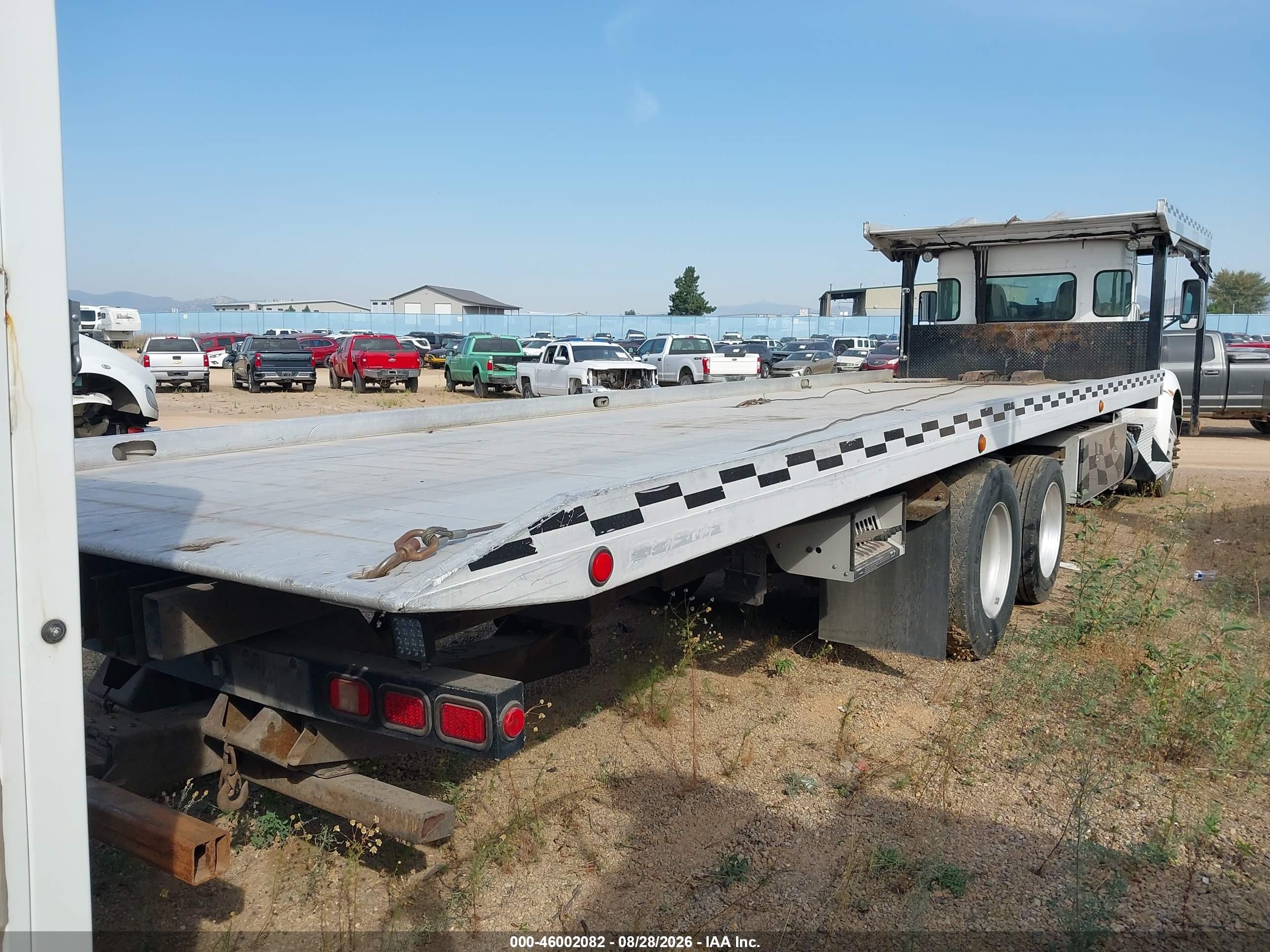 2012 Kenworth Construction VIN 2NKHHN7XXCM324459 IAAI salvage auction — Mechanical, Clear (Montana), sold $11,950 on 2026-09-16 (photo 4)