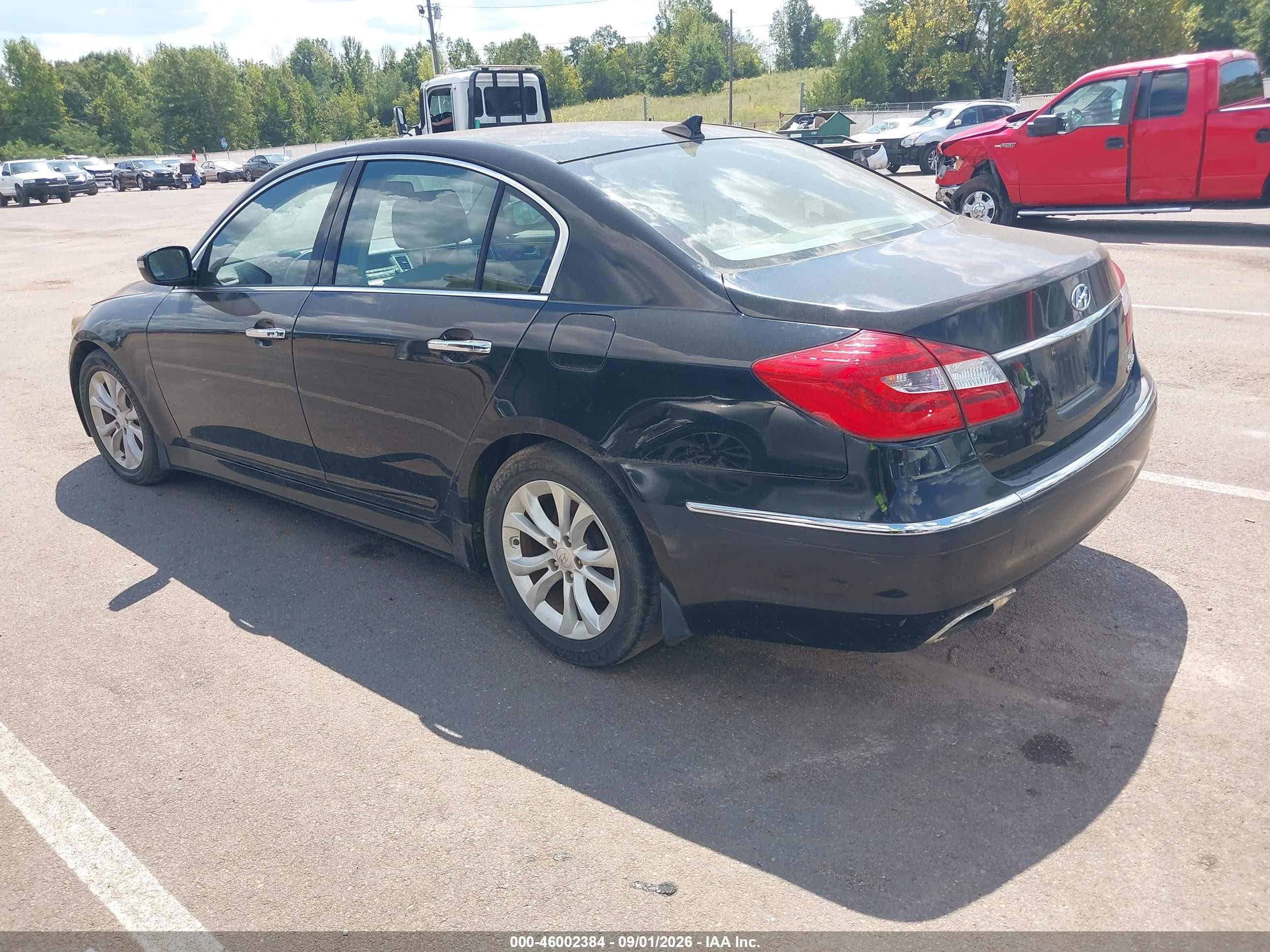 2012 Hyundai Genesis VIN KMHGC4DD5CU205560 IAAI salvage auction — Undercarriage, Clear (Mississippi), sold $1,250 on 2026-09-28 (photo 3)