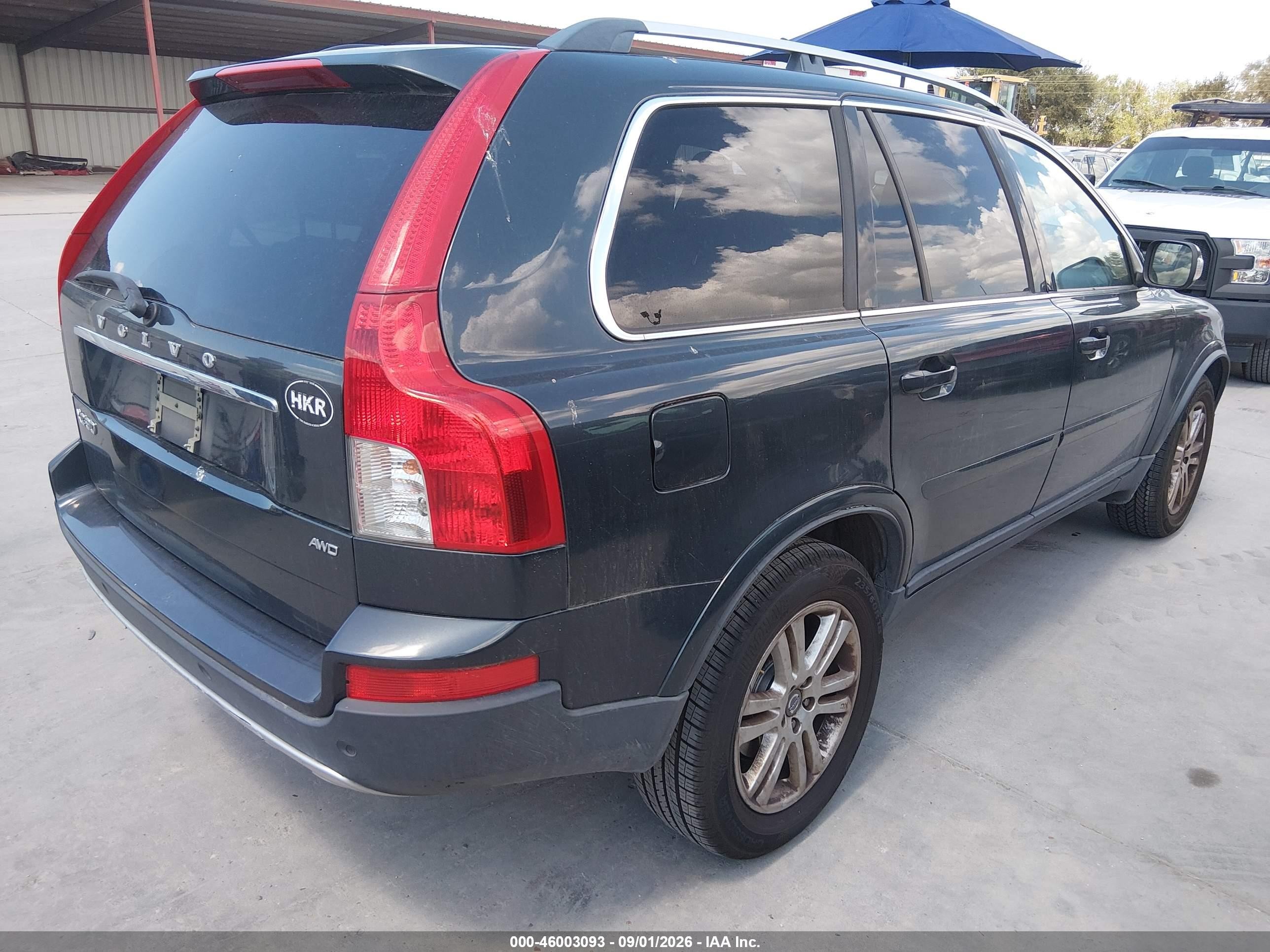 2012 Volvo XC90 VIN YV4952CZ1C1627770 IAAI salvage auction — Unknown, Salvage (Texas), sold $725 on 2026-09-11 (photo 4)