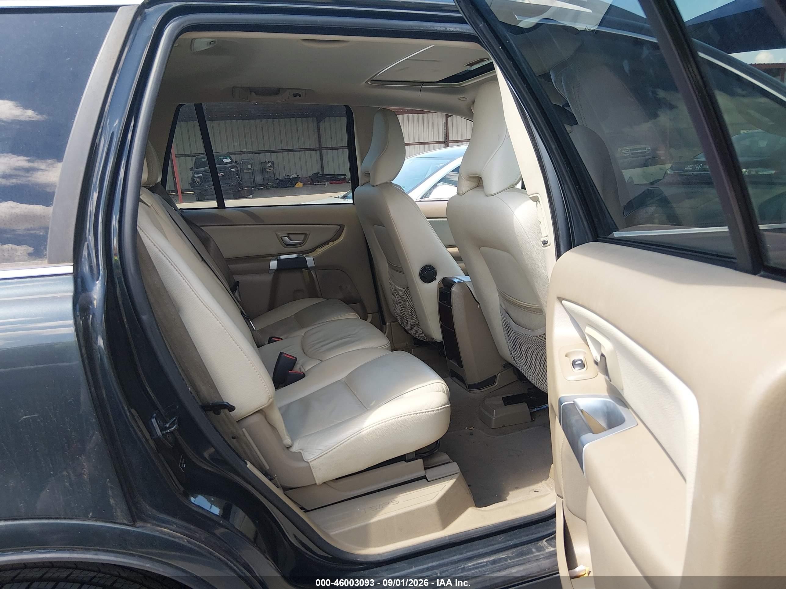 2012 Volvo XC90 VIN YV4952CZ1C1627770 IAAI salvage auction — Unknown, Salvage (Texas), sold $725 on 2026-09-11 (photo 8)