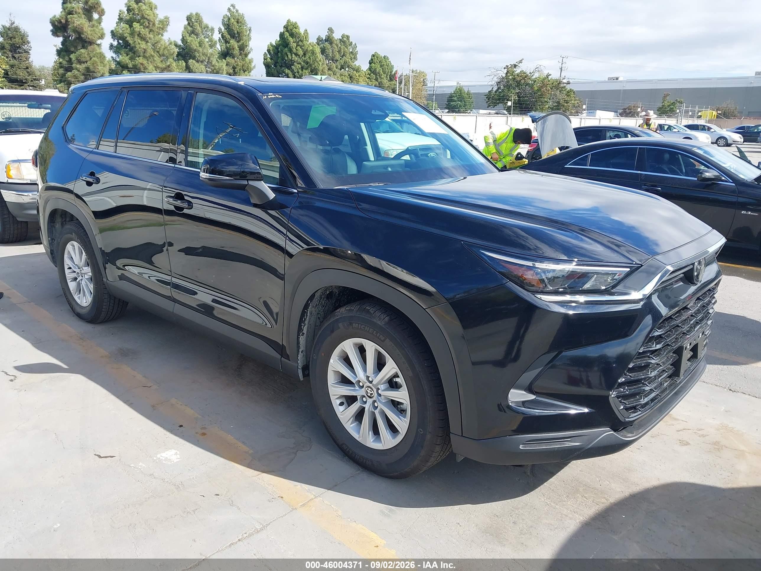 2026 Toyota Highlander VIN 5TDAAAB56TS146601 IAAI salvage auction — Normal Wear, Clear (California), sold $32,250 on 2026-09-11 (photo 1)