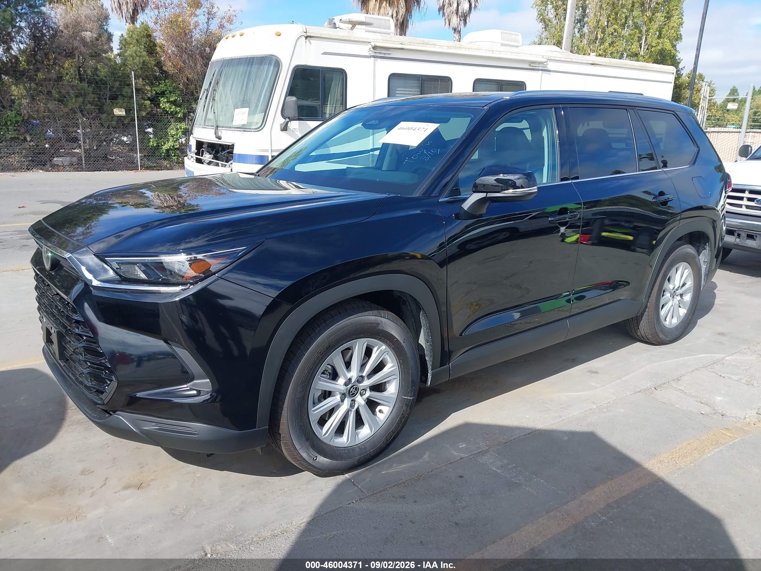 2026 Toyota Highlander VIN 5TDAAAB56TS146601 IAAI salvage auction — Normal Wear, Clear (California), sold $32,250 on 2026-09-11 (photo 2)