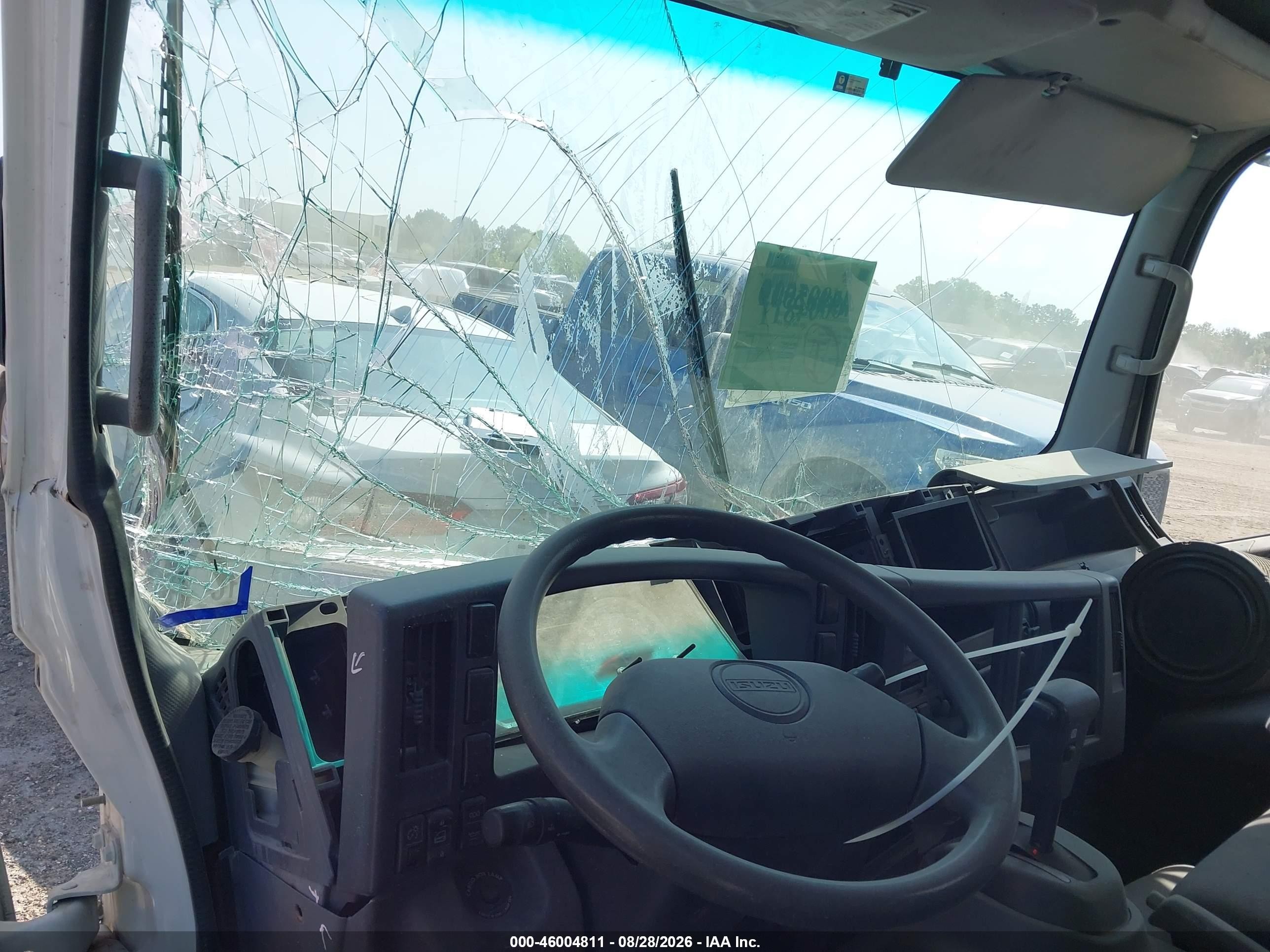 2015 Isuzu NPR VIN JALC4W164F7002260 IAAI salvage auction — Front End, Salvage (Texas), sold $4,300 on 2026-09-18 (photo 6)