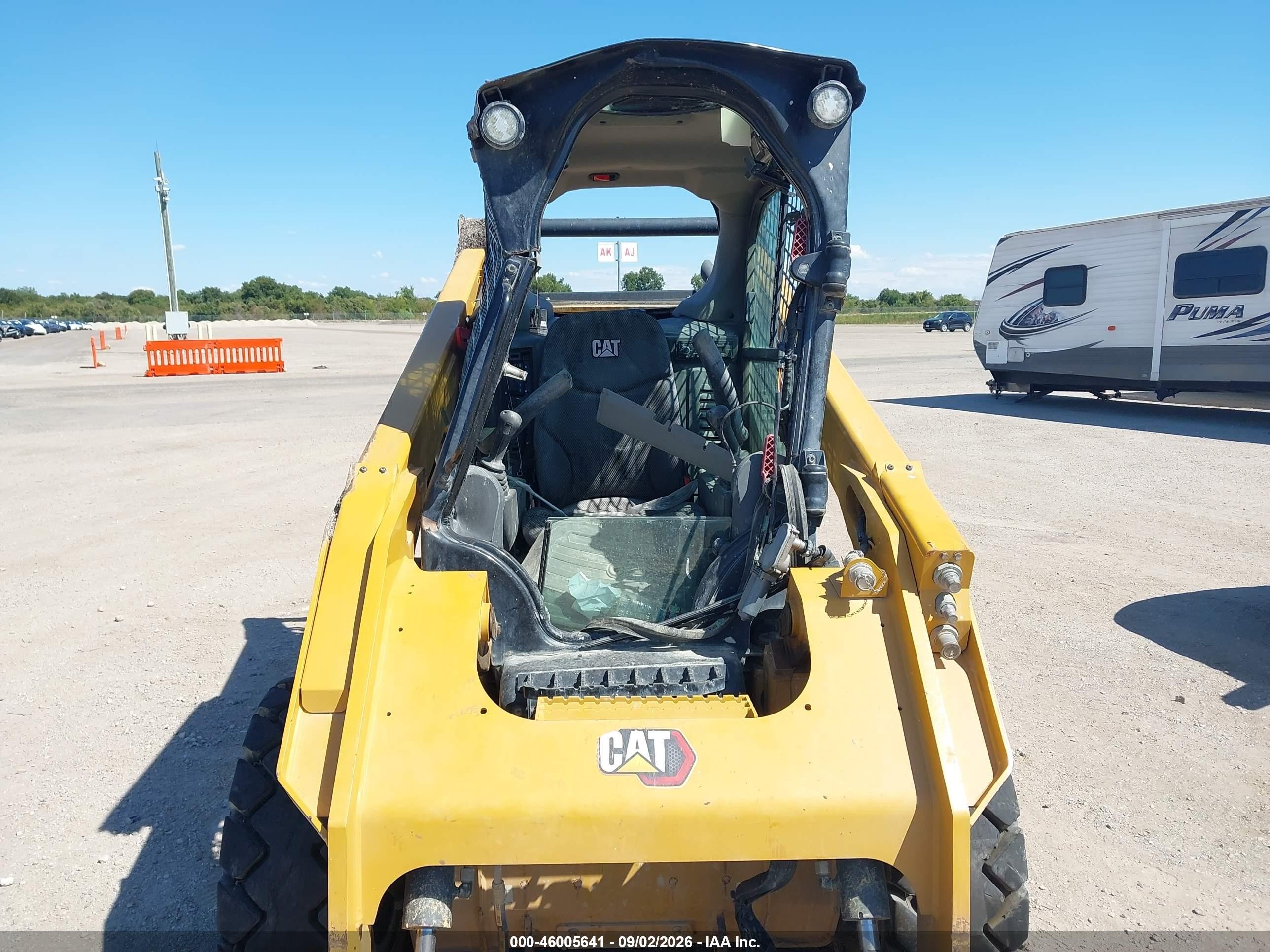 2022 Caterpillar 262d3 Skid Steer VIN CAT0262DCTP400452 IAAI salvage auction — Rollover, Bill Of Sale (Texas), sold $15,050 on 2026-09-09 (photo 6)