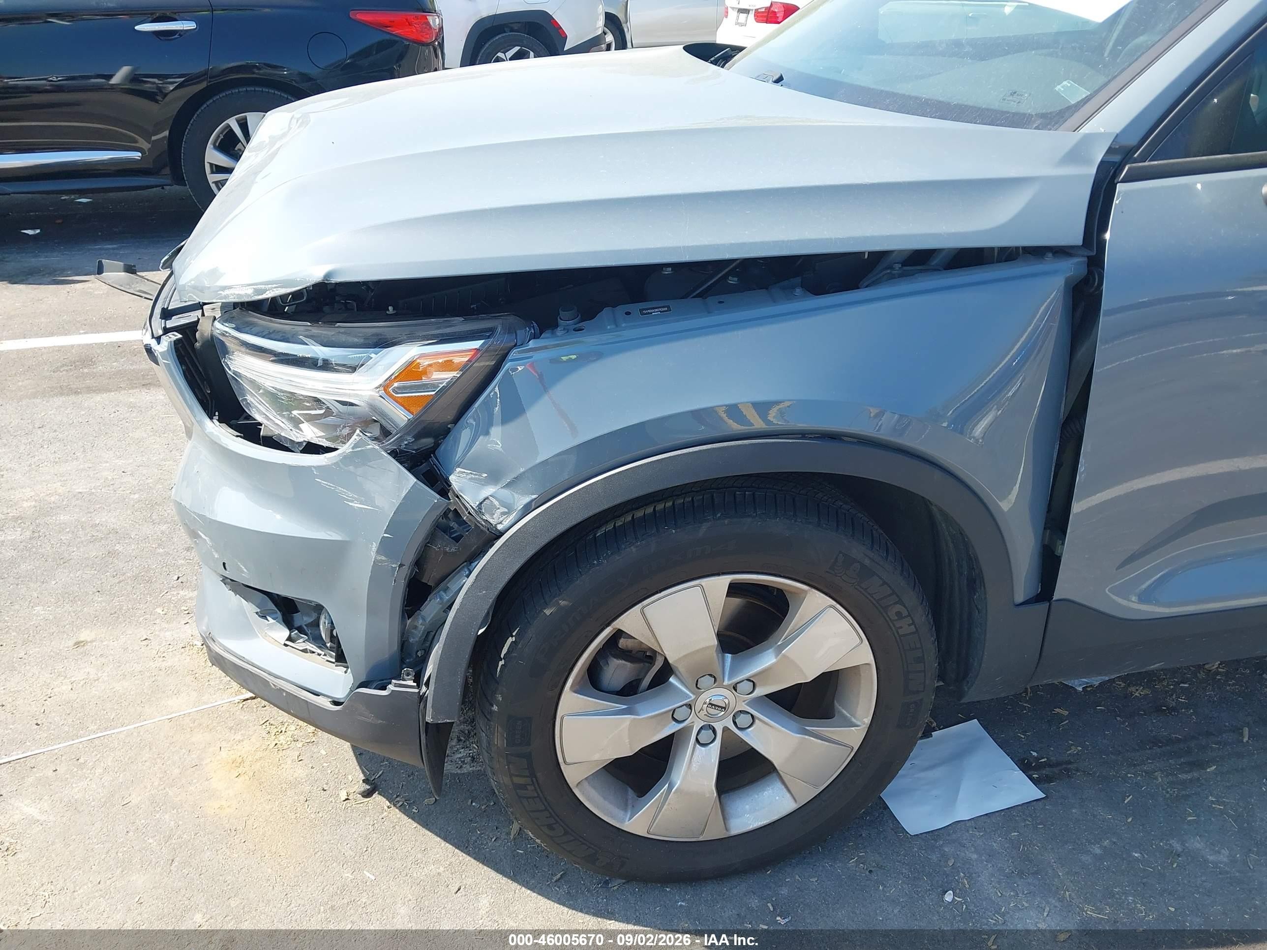 2022 Volvo XC40 VIN YV4162UK0N2763008 IAAI salvage auction — Front End, Salvage (Tennessee), sold $4,400 on 2026-09-13 (photo 6)