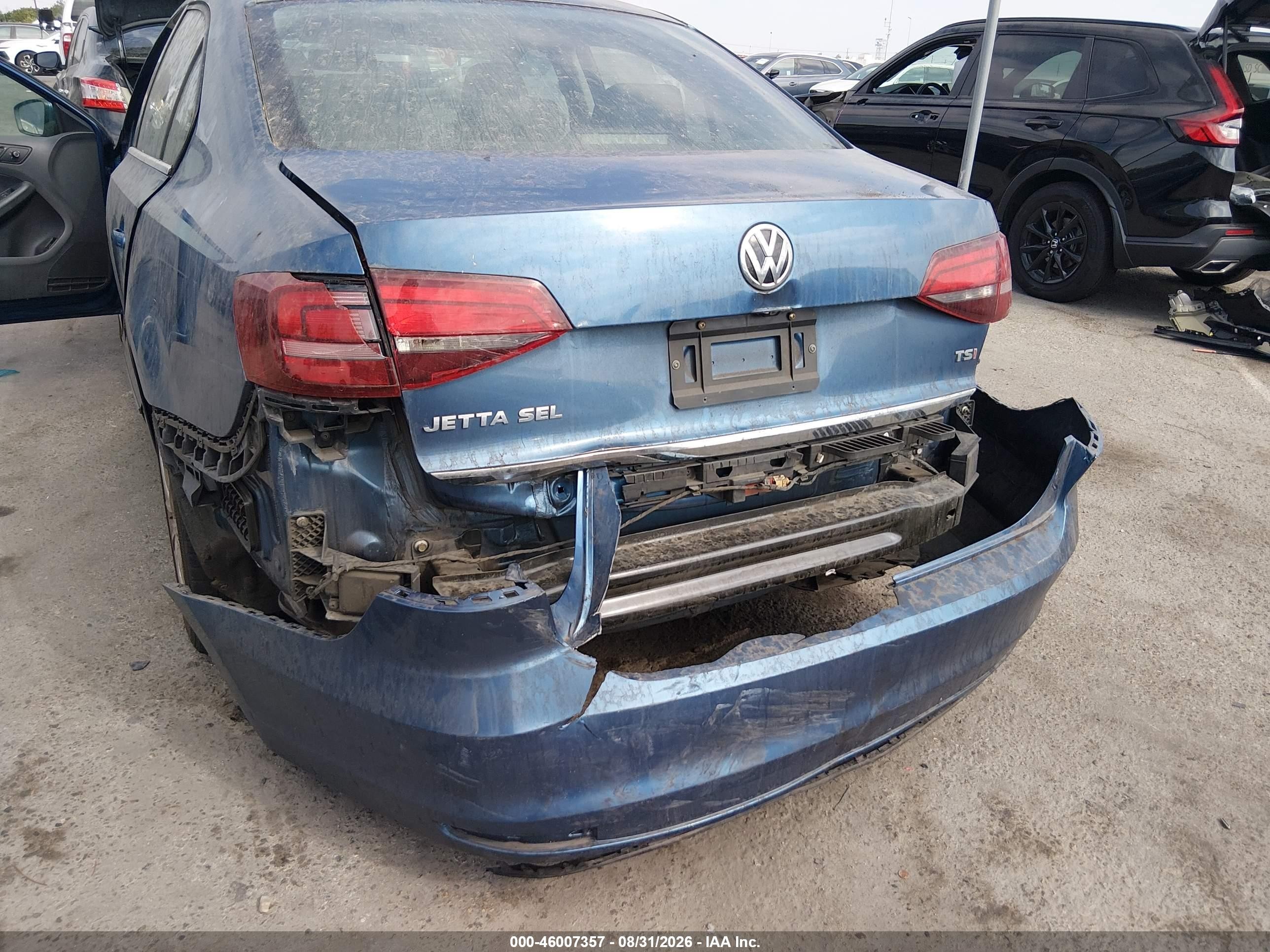 2017 Volkswagen Jetta VIN 3VWL17AJ8HM228795 IAAI salvage auction — Rear End, Salvage (California), sold $2,775 on 2026-09-10 (photo 6)