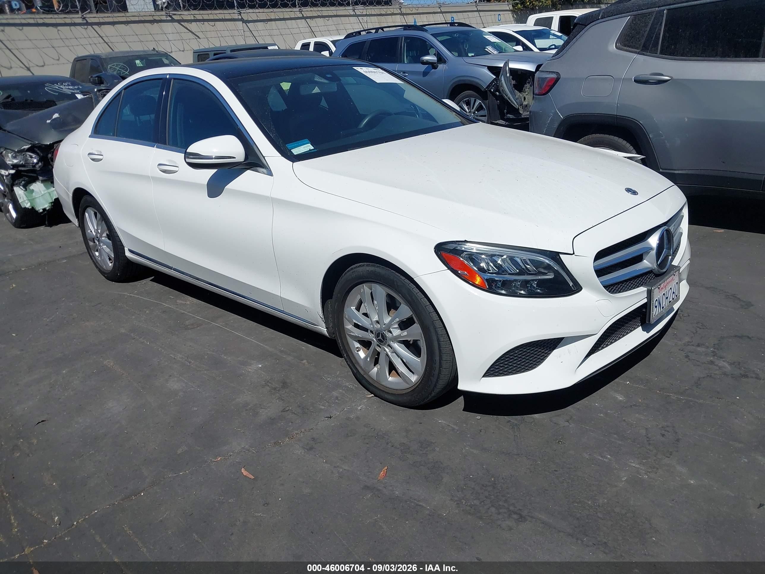 2019 Mercedes-Benz C-Class VIN 55SWF8DB1KU315041 — IAAI salvage auction photo