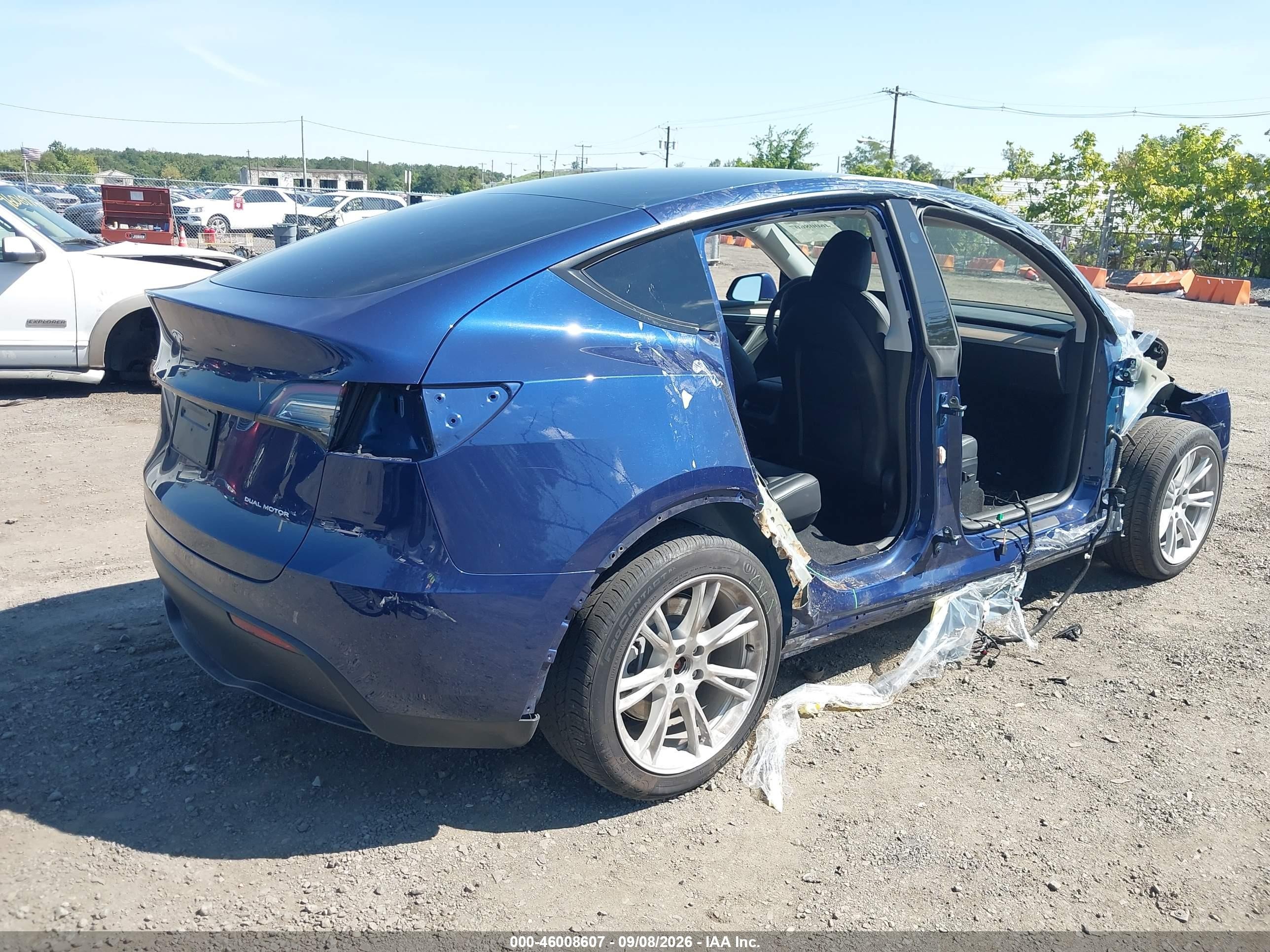 2023 Tesla Model y VIN 7SAYGDEE3PF850407 IAAI salvage auction — Front End, Salvage (New Jersey), sold $11,100 on 2026-10-05 (photo 4)