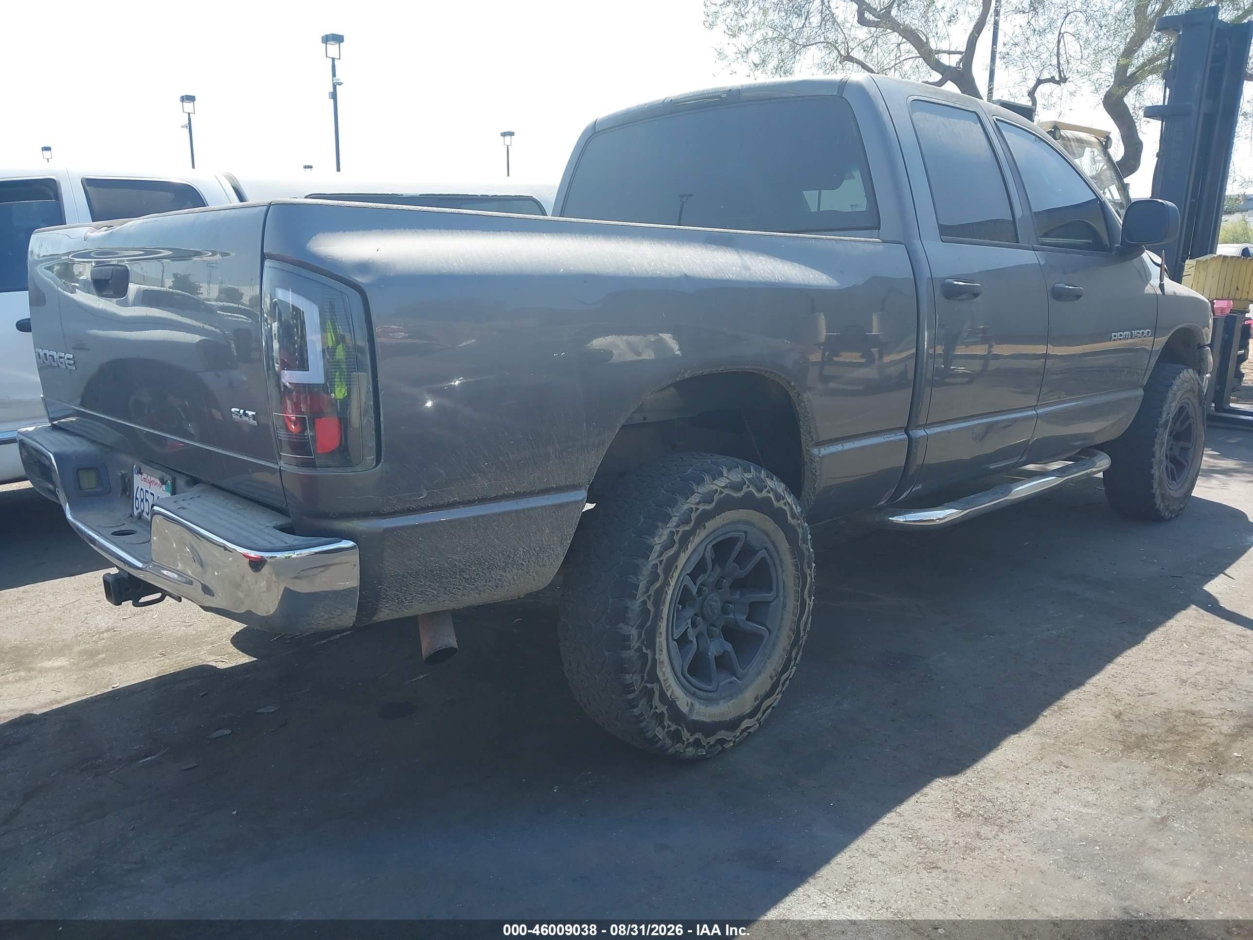 2004 Dodge Ram 1500 VIN 1D7HA18N84J286790 IAAI salvage auction — Side, Salvage Certificate (California), sold $925 on 2026-09-13 (photo 4)