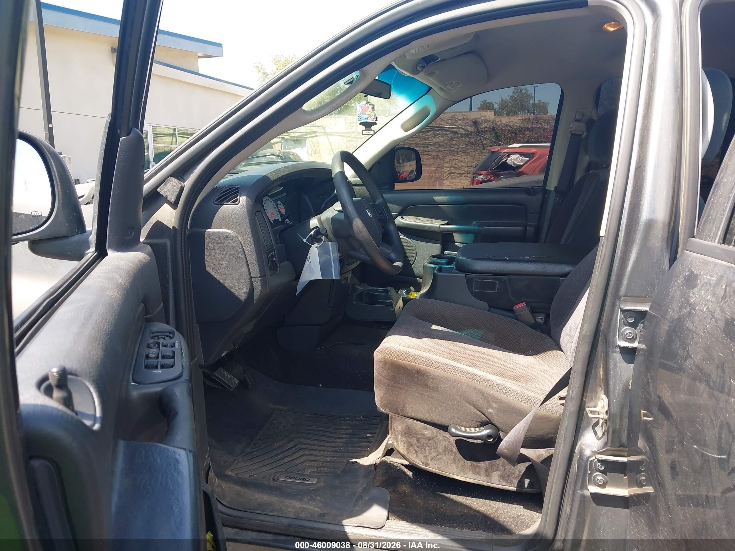 2004 Dodge Ram 1500 VIN 1D7HA18N84J286790 IAAI salvage auction — Side, Salvage Certificate (California), sold $925 on 2026-09-13 (photo 5)
