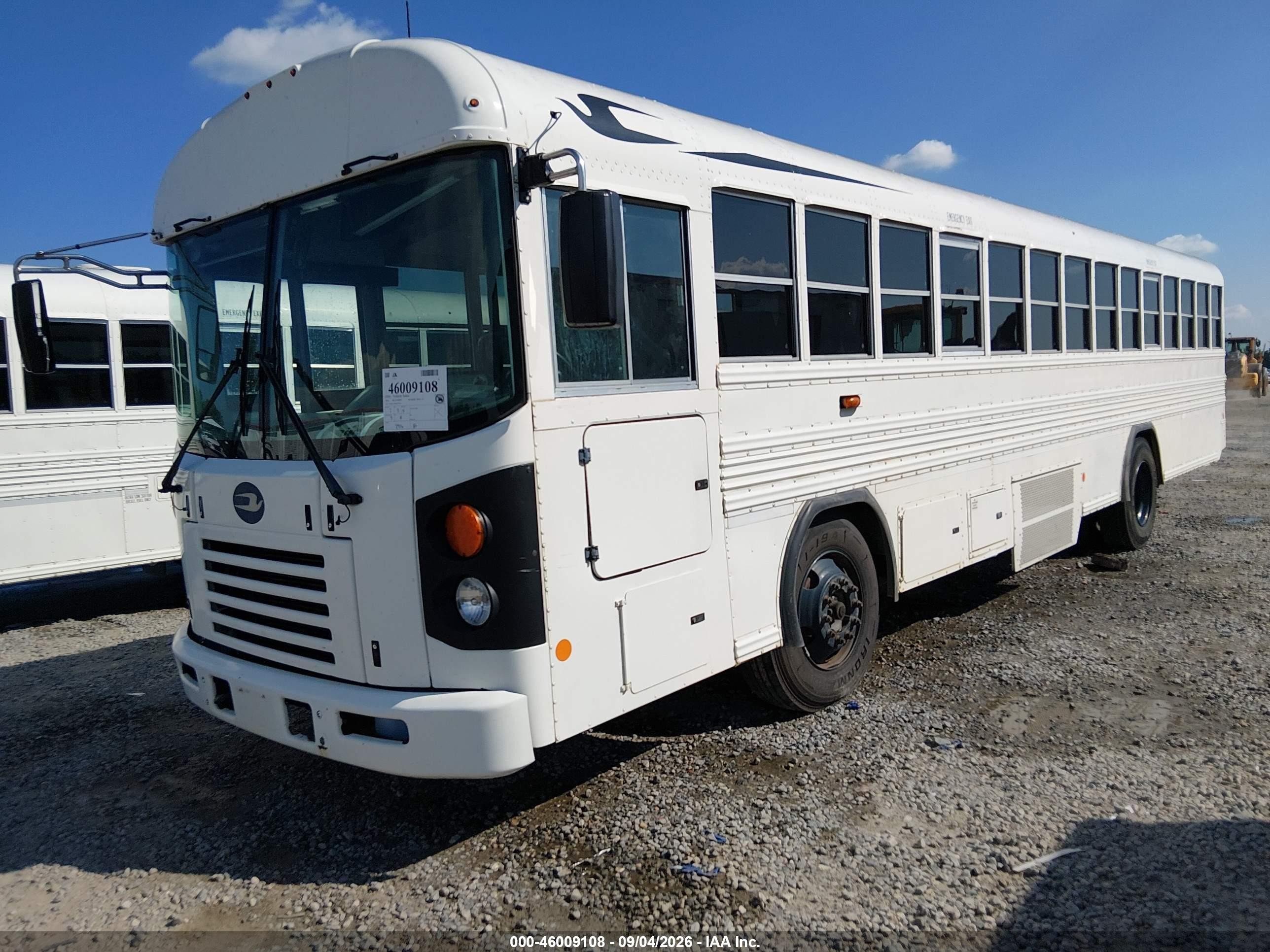 2016 Blue Bird School Bus / Transit Bus VIN 1BABLCPA8GF320054 IAAI salvage auction — Normal Wear, SF97 (North Carolina), sold $15,475 on 2026-10-06 (photo 2)