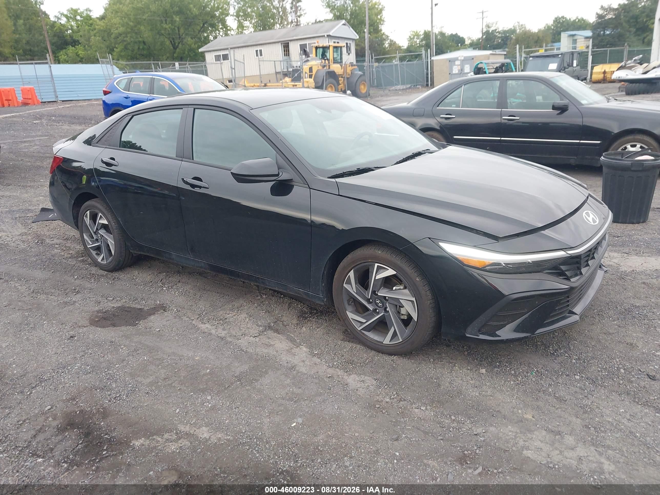 2025 Hyundai Elantra VIN KMHLM4DJ7SU136435 — IAAI salvage auction photo