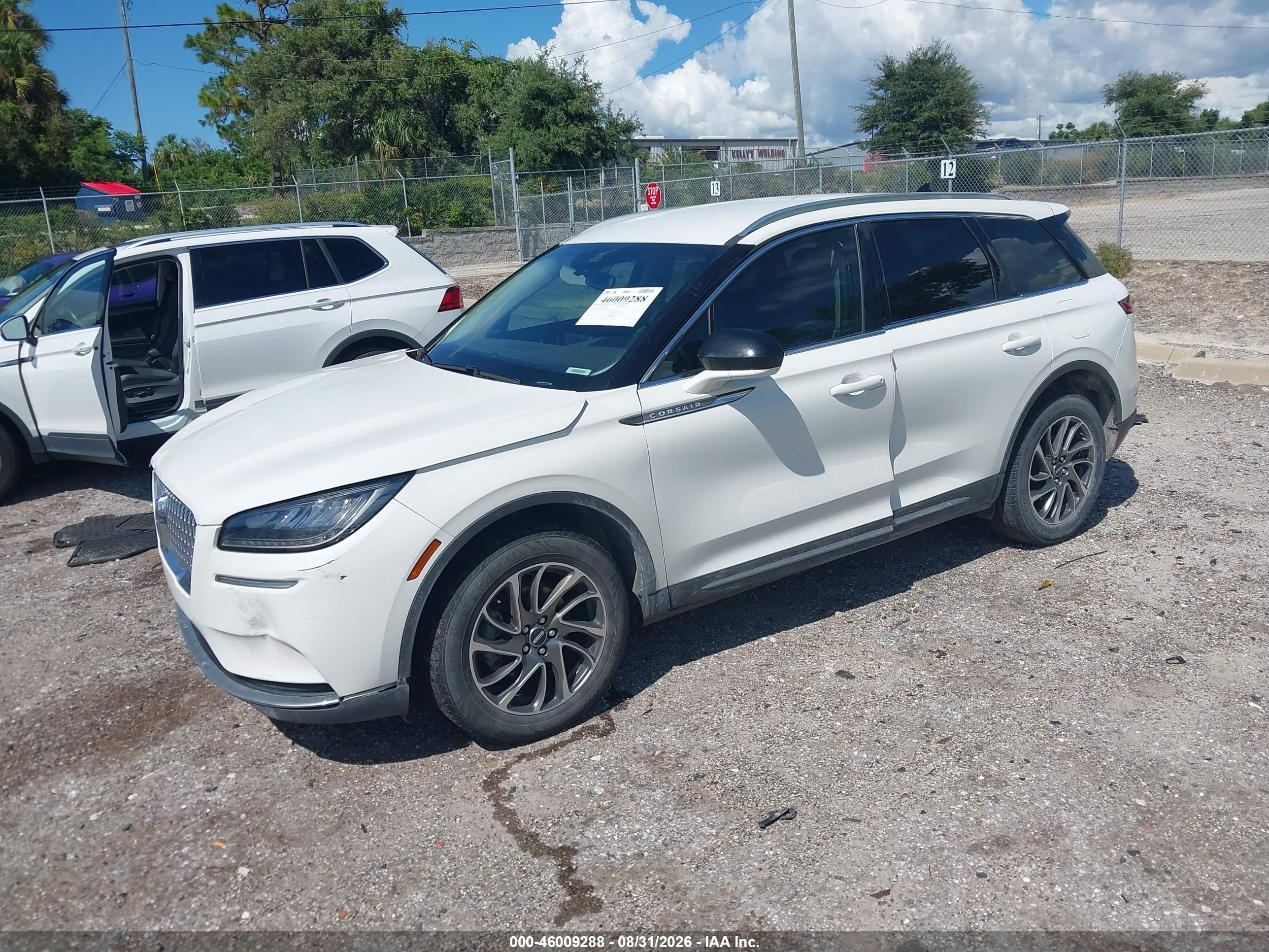 2022 Lincoln Corsair VIN 5LMCJ1C99NUL16564 IAAI salvage auction — Front End, Rebuildable (Florida), sold $5,400 on 2026-10-05 (photo 2)