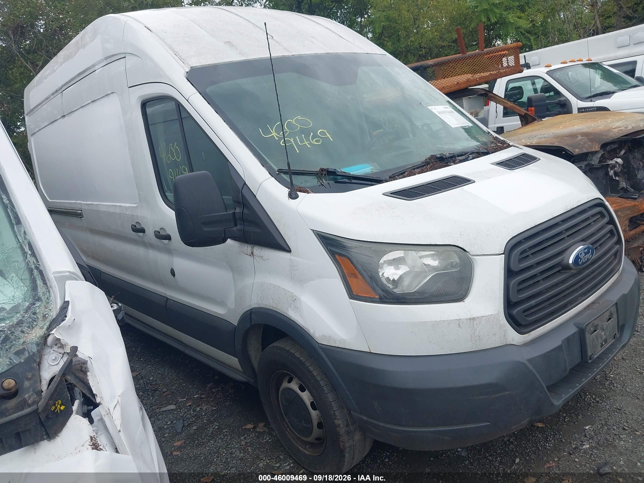 2015 Ford Transit-250 VIN 1FTYR2XM1FKA37472 — IAAI salvage auction photo