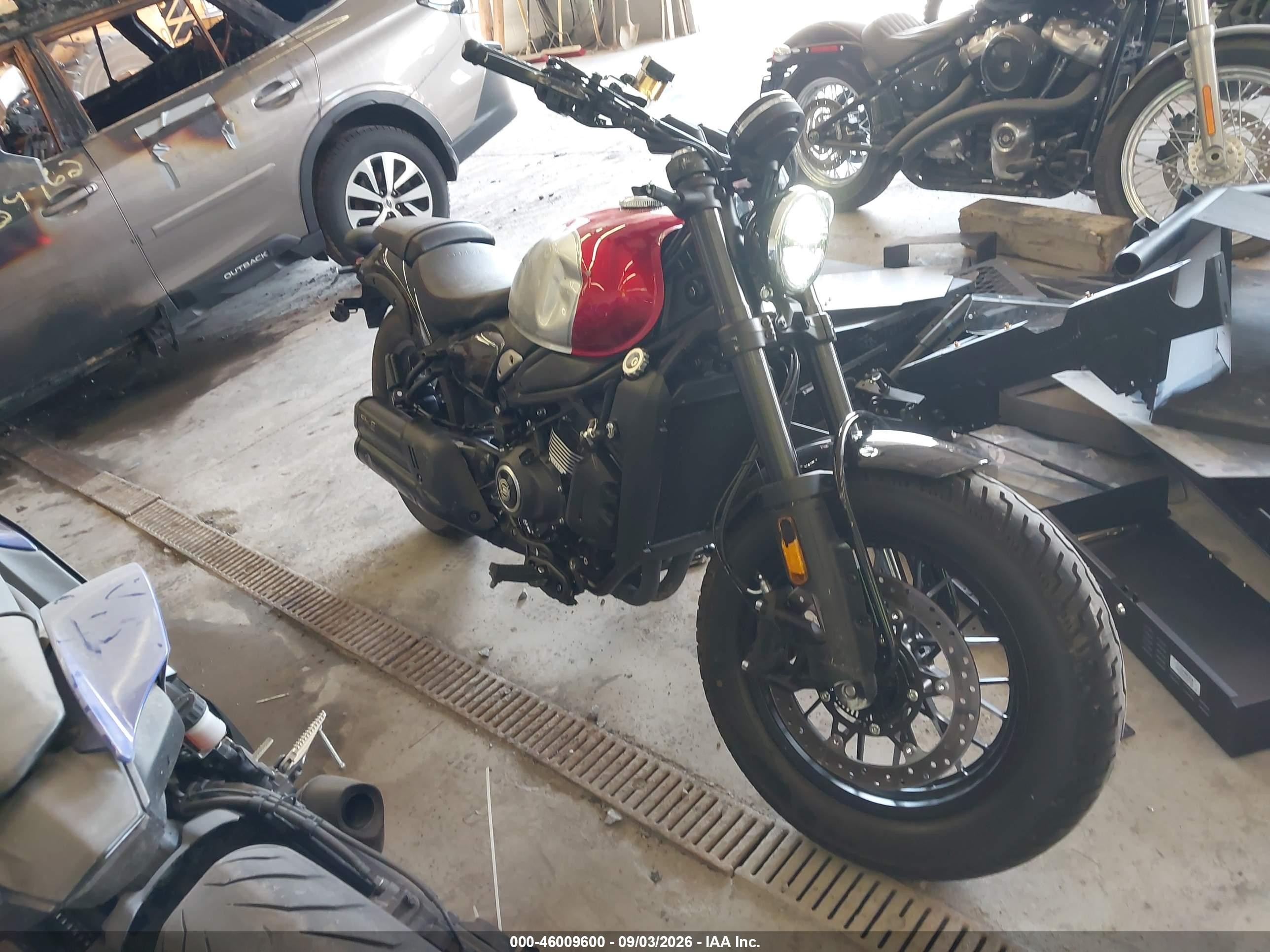2025 Cf Moto 450 Cl-c VIN LCEPESLF5S6002189 IAAI salvage auction — Side, Mv-907A (New York), sold $950 on 2026-10-21 (photo 1)